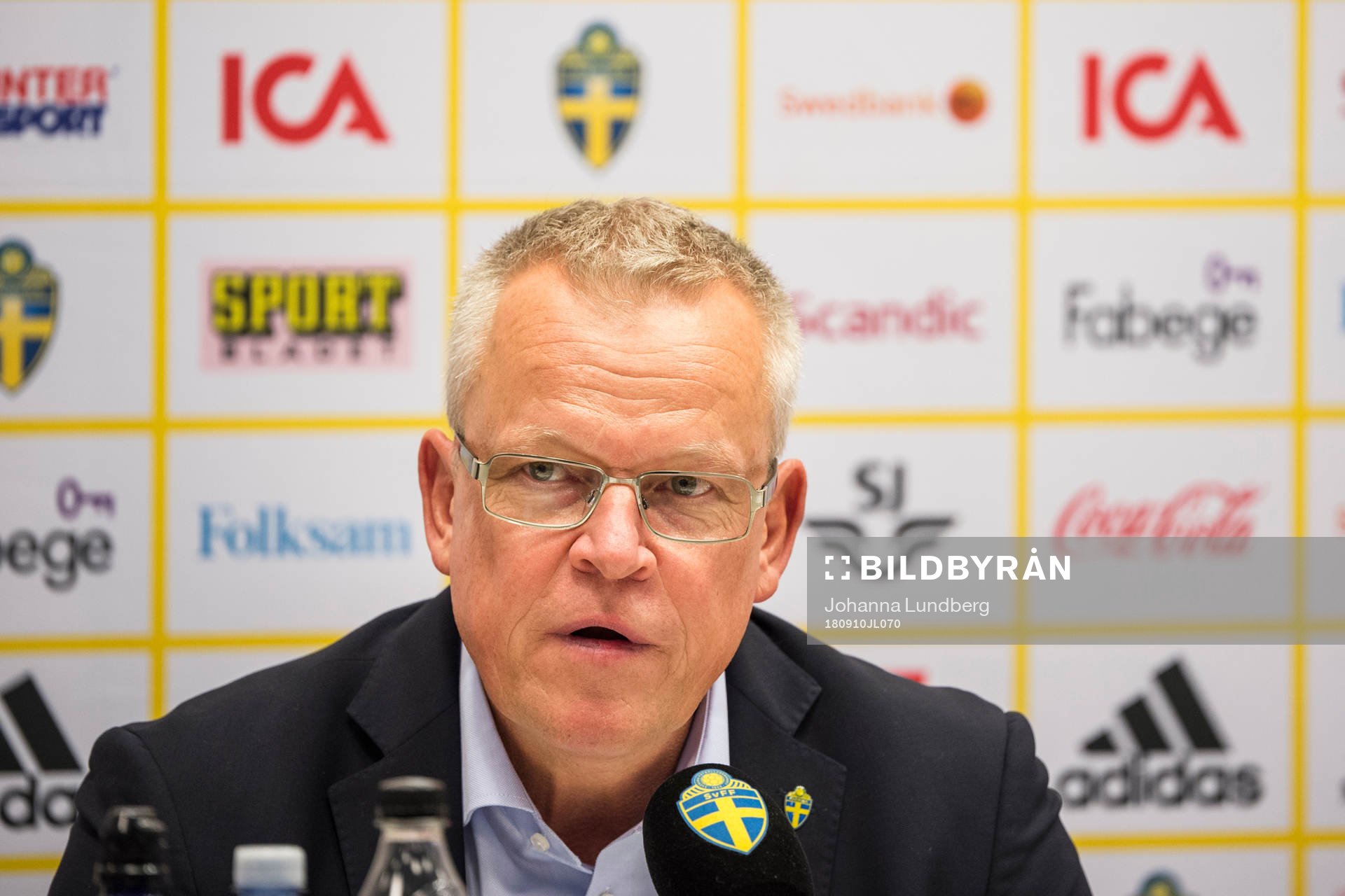 head coach Janne Andersson of Sweden attends a press