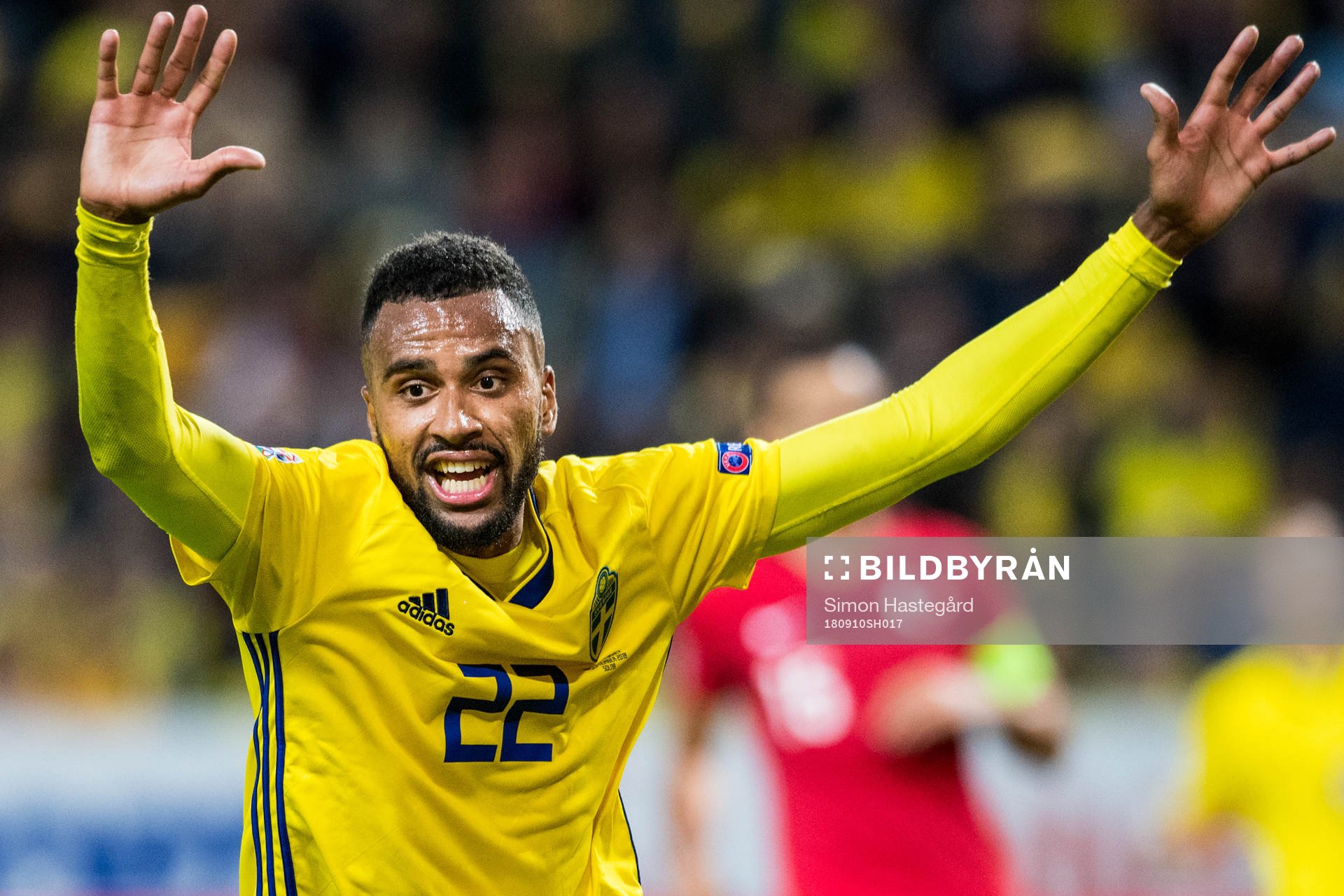Isaac Kiese Thelin of Sweden