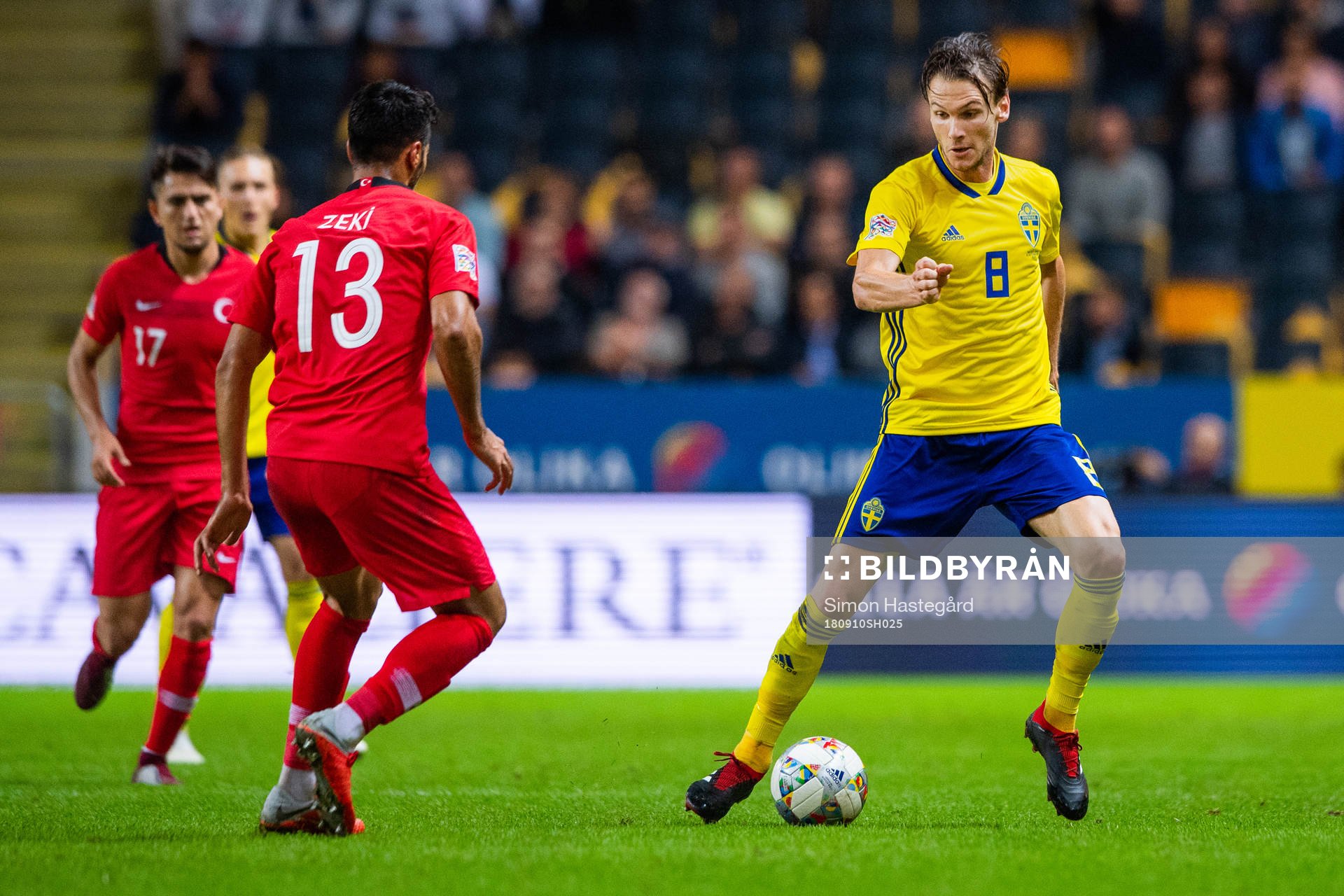 Albin Ekdal of Sweden and Zeki Celik of Turkey
