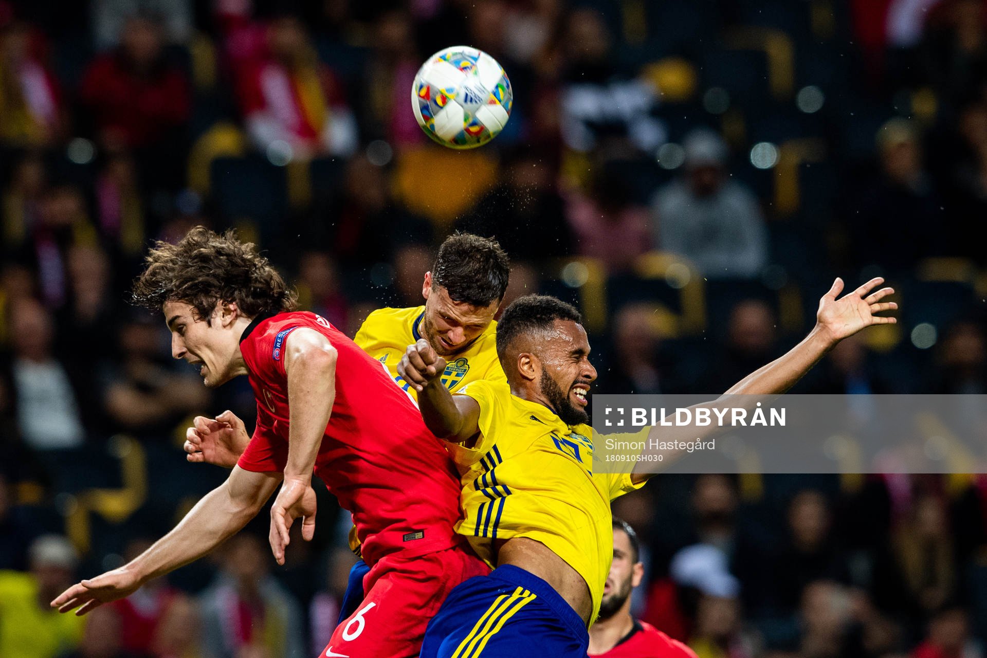 Caglar Söyuncu of Turkey and Isaac Kiese Thelin and Marcus