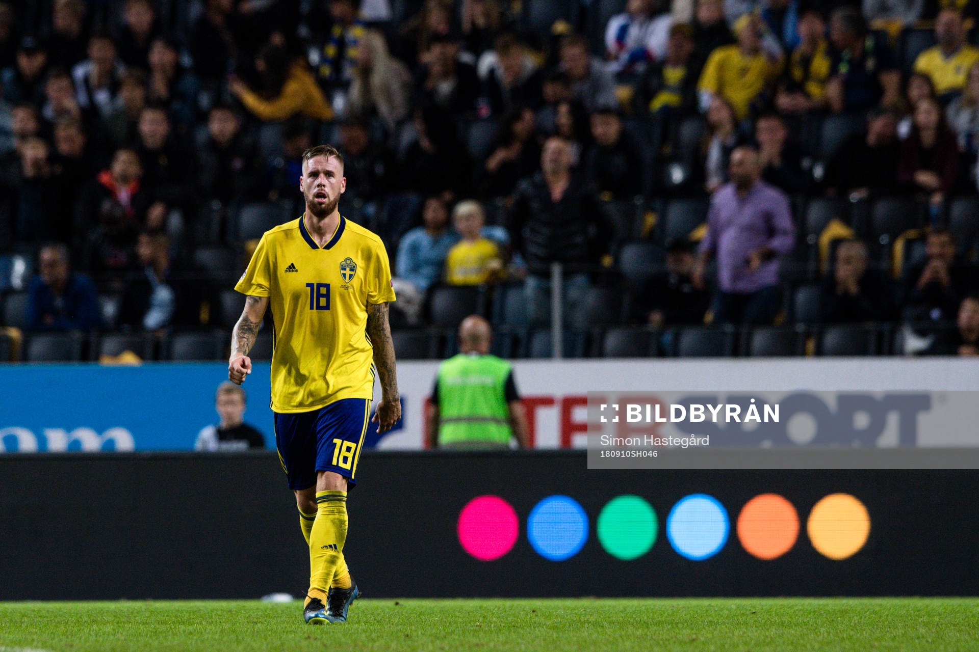 Pontus Jansson of Sweden looks dejected