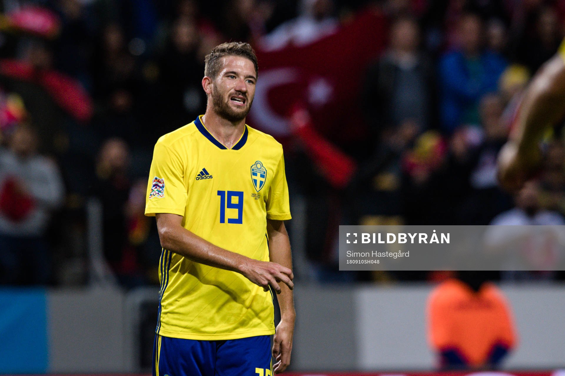 Marcus Rohdén of Sweden looks dejected