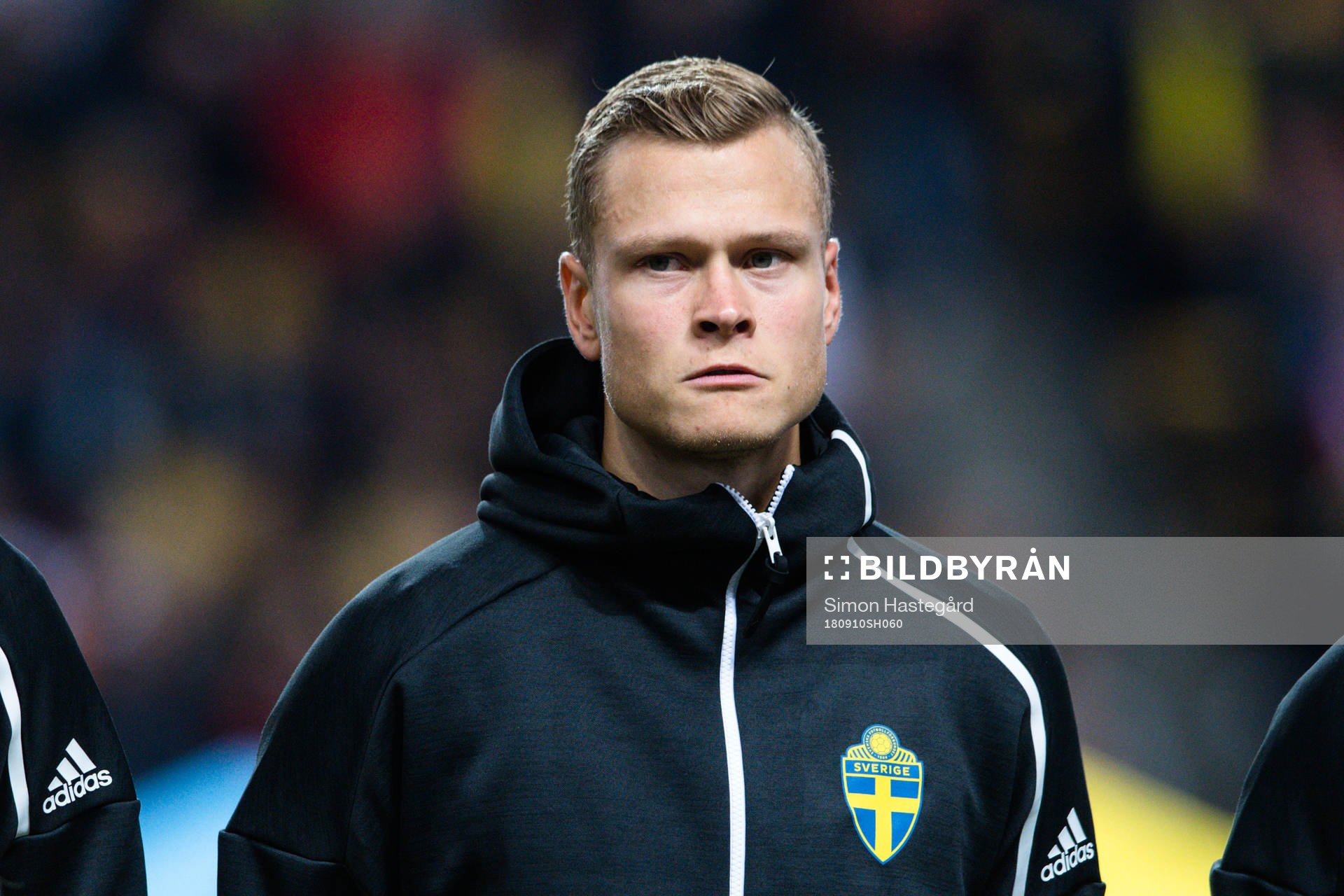 Viktor Claesson of Sweden prior the Nations League match