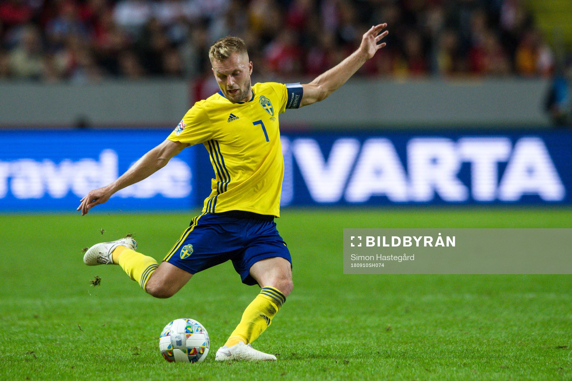 Sebastian Larsson of Sweden
