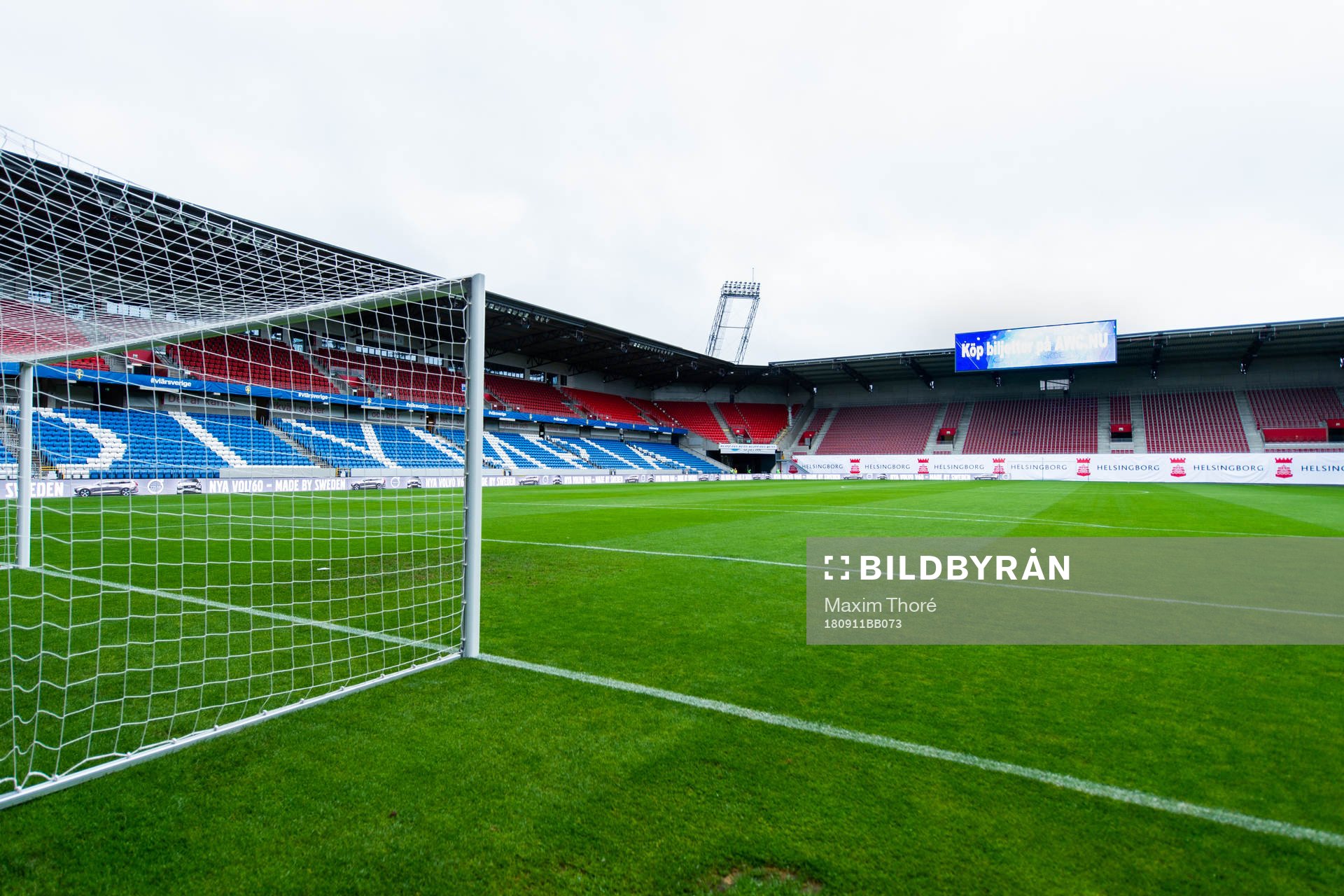 Vybild över Olympia arena innan EM-kvalmatchen i fotboll