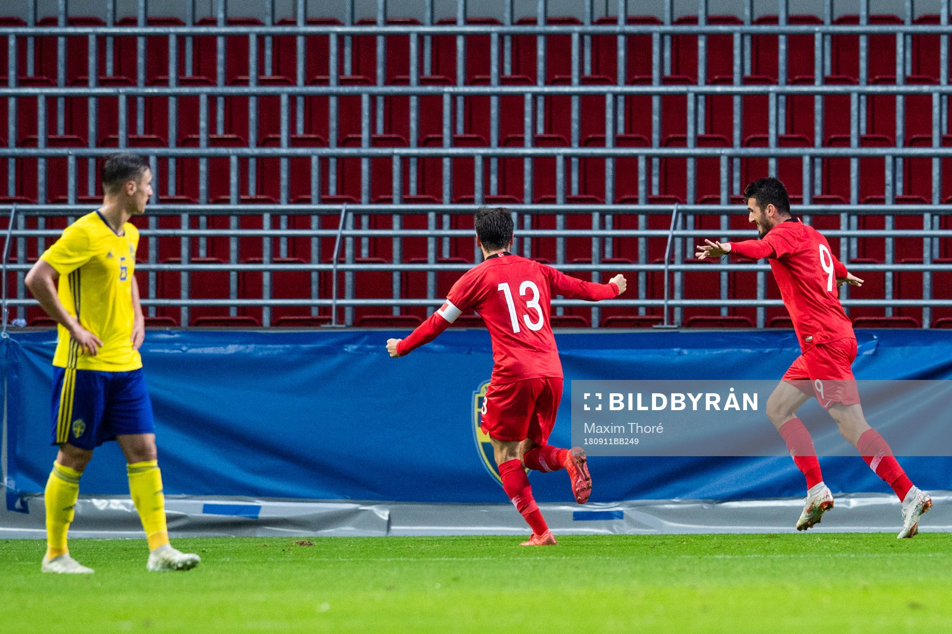 Turkiets Kubilay Kanatsizkus jublar