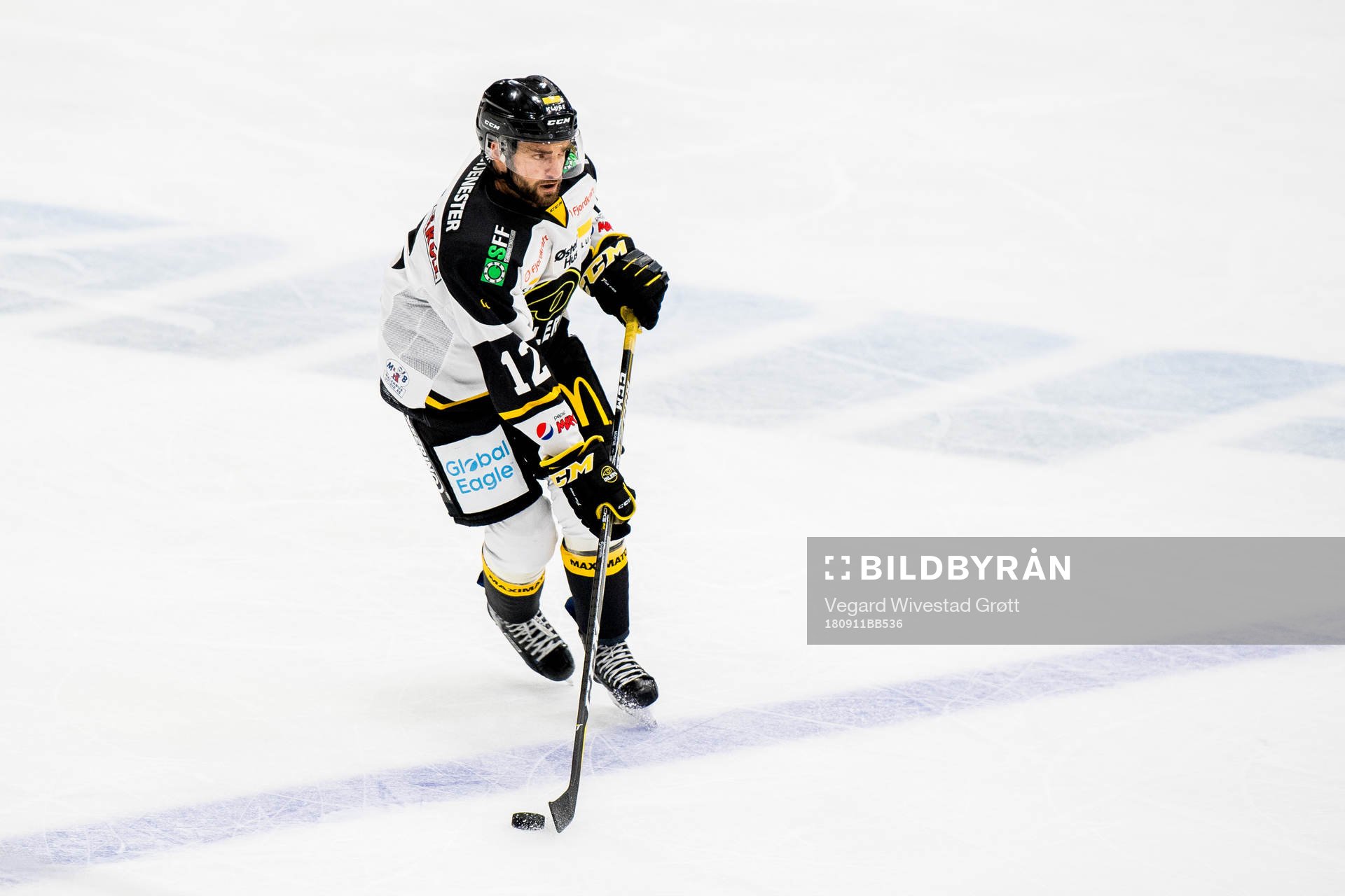 Mats Larsen Mostue of Stavanger Oilers