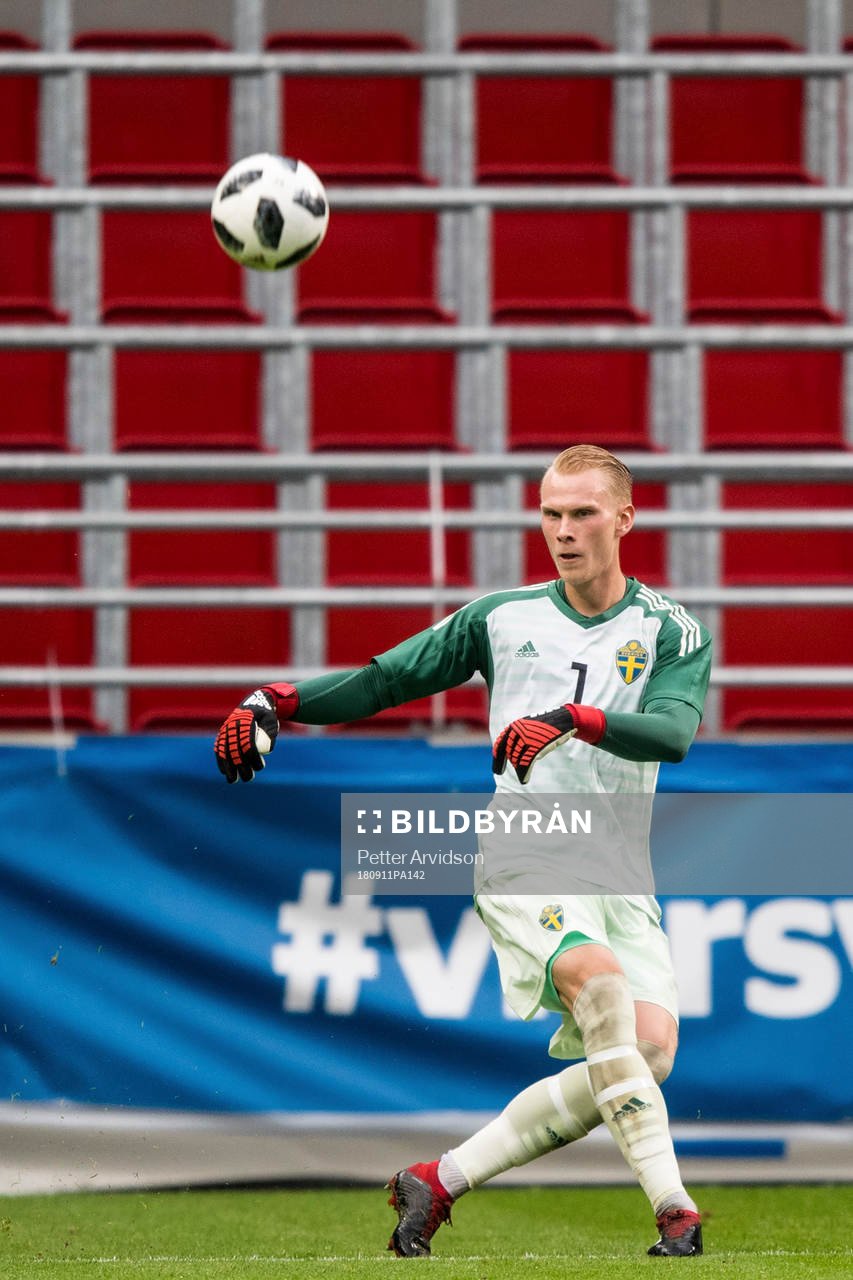 Sveriges målvakt Pontus Dahlberg