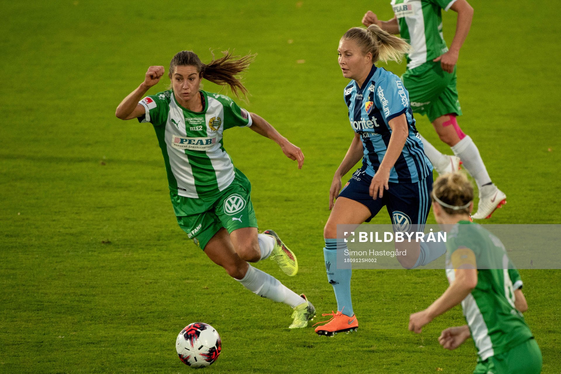 Hammarbys Madeleine Tegström och Djurgårdens Fanny