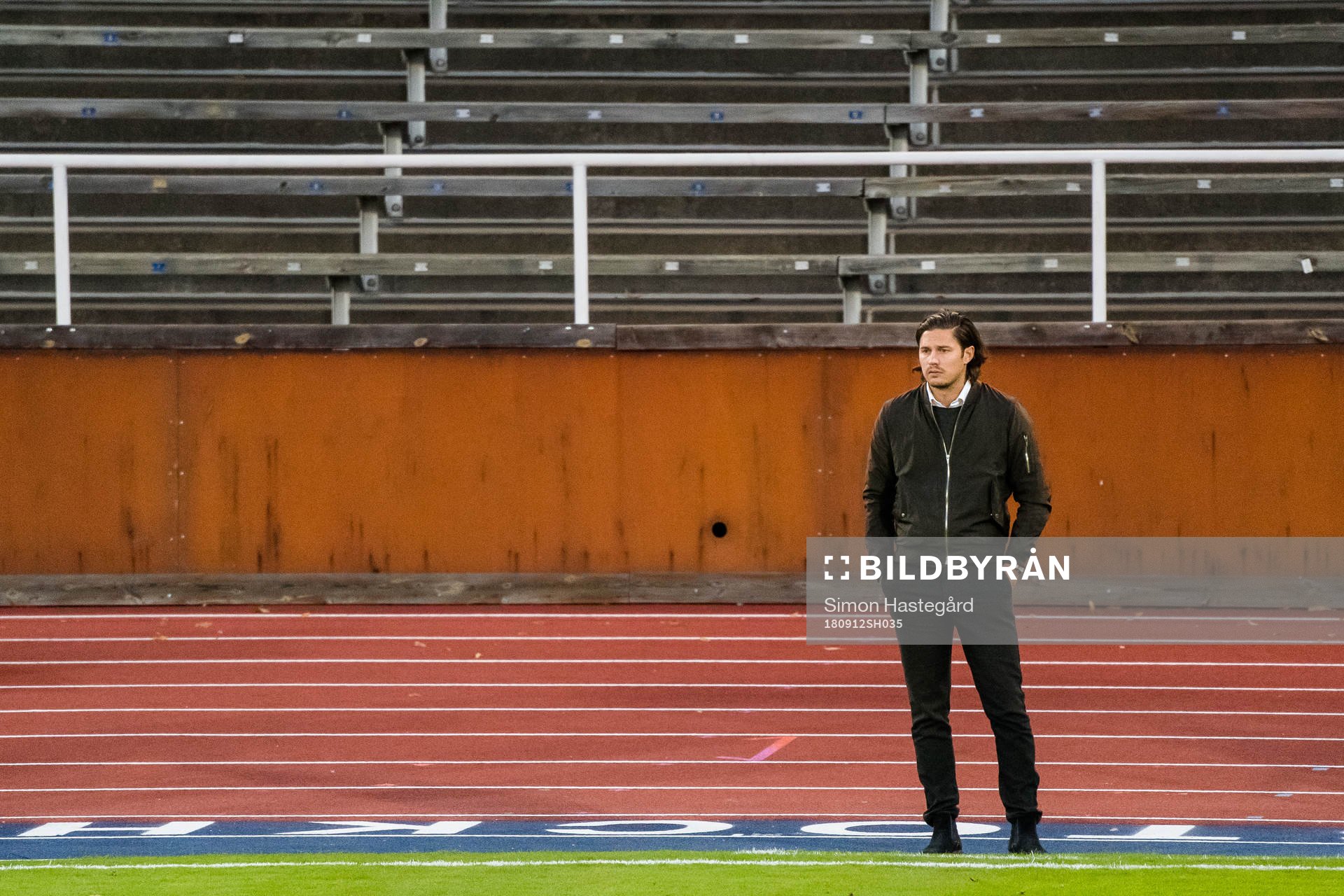 Hammarbys tränare Isak Dahlinunder fotbollsmatchen i