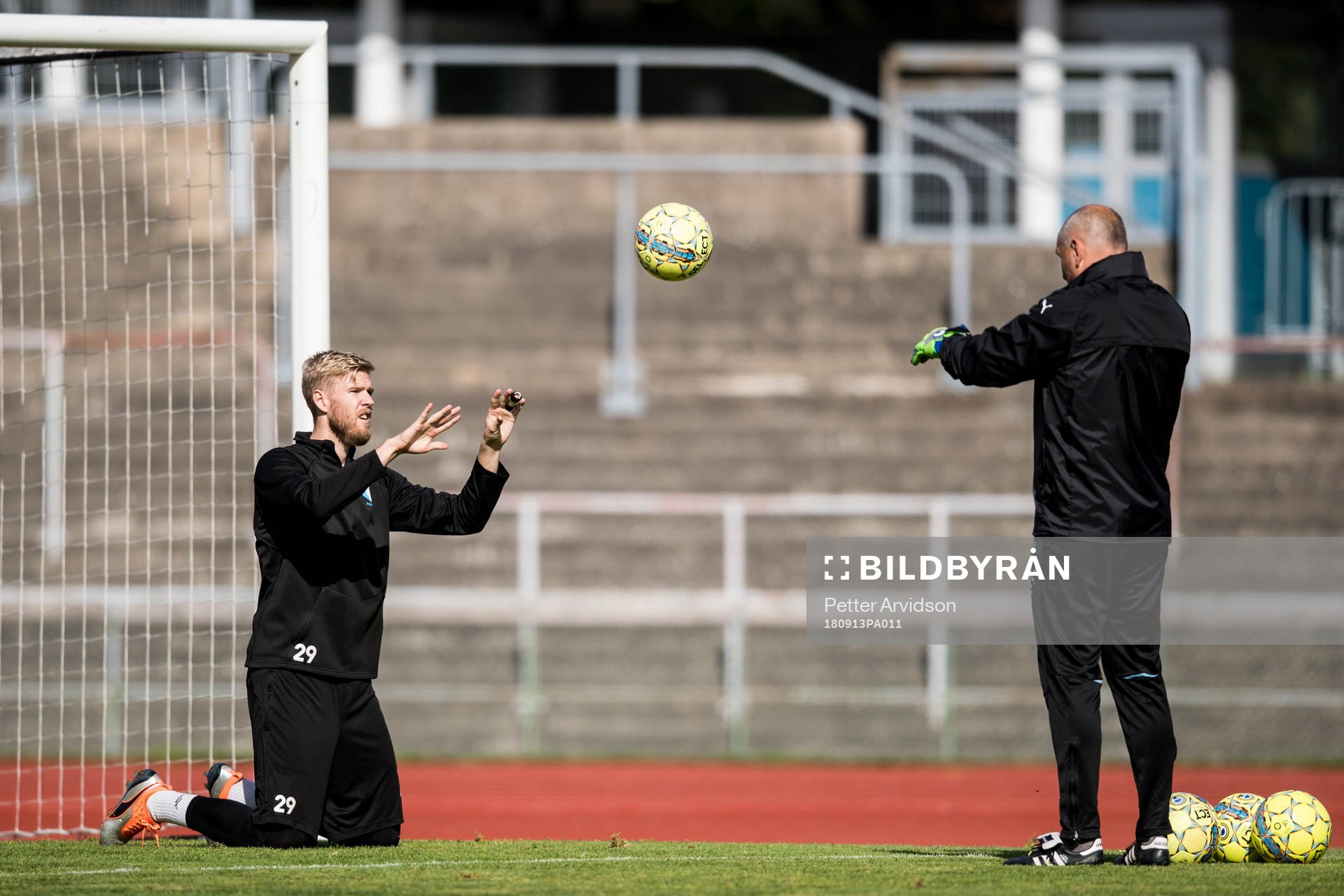Målvakt Fredrik Andersson och målvaktstränare Jonnie