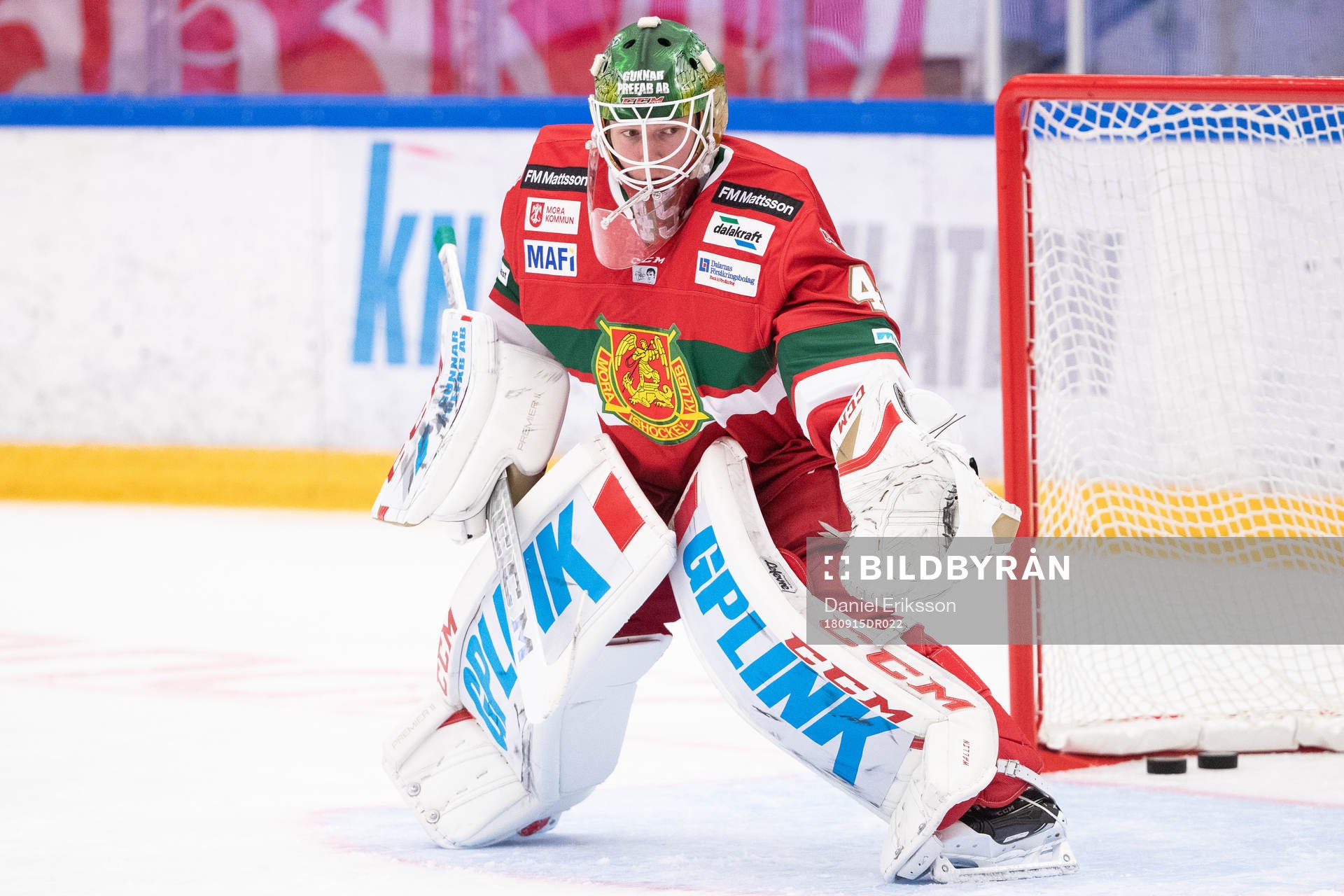 Moras målvakt Isak Wallin  i ishockeymatchen i SHL mellan