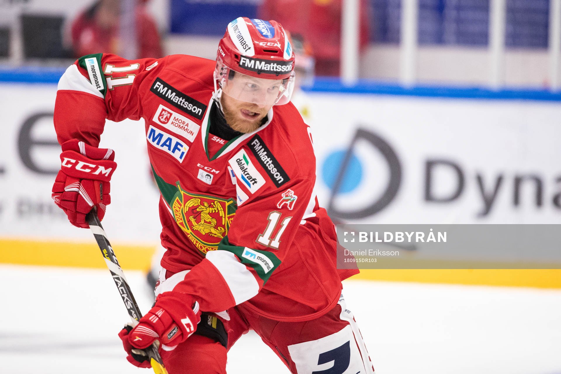 Moras Alexander Hilmerson  i ishockeymatchen i SHL mellan