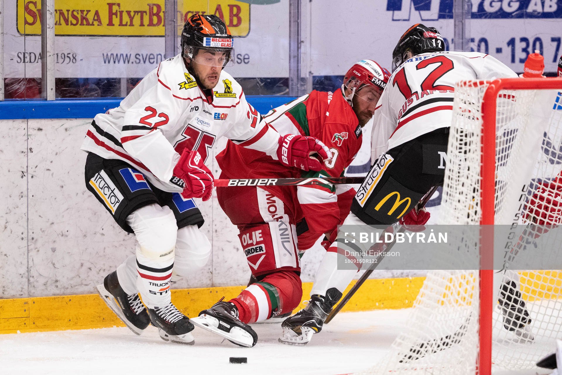 Örebros Jonathan Andersson och Moras Matej Galbavy och