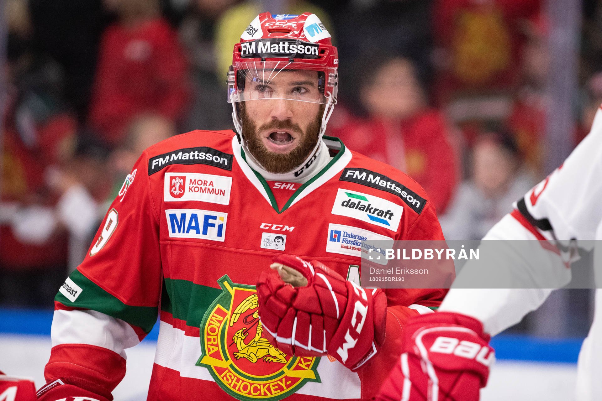 Moras Andrew Rowe  i ishockeymatchen i SHL mellan Mora och