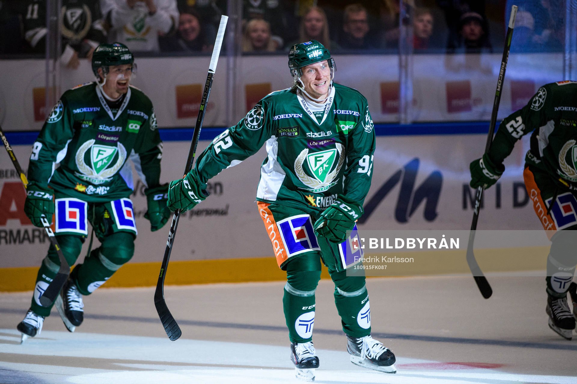 Färjestads Jesper Olofsson jublar