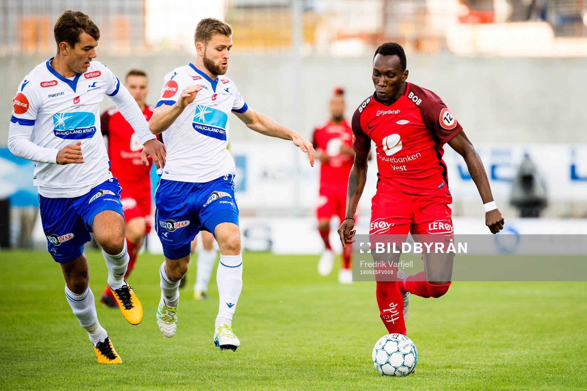 Sondre Tronstad of Haugesund and Daouda Bamba of Brann