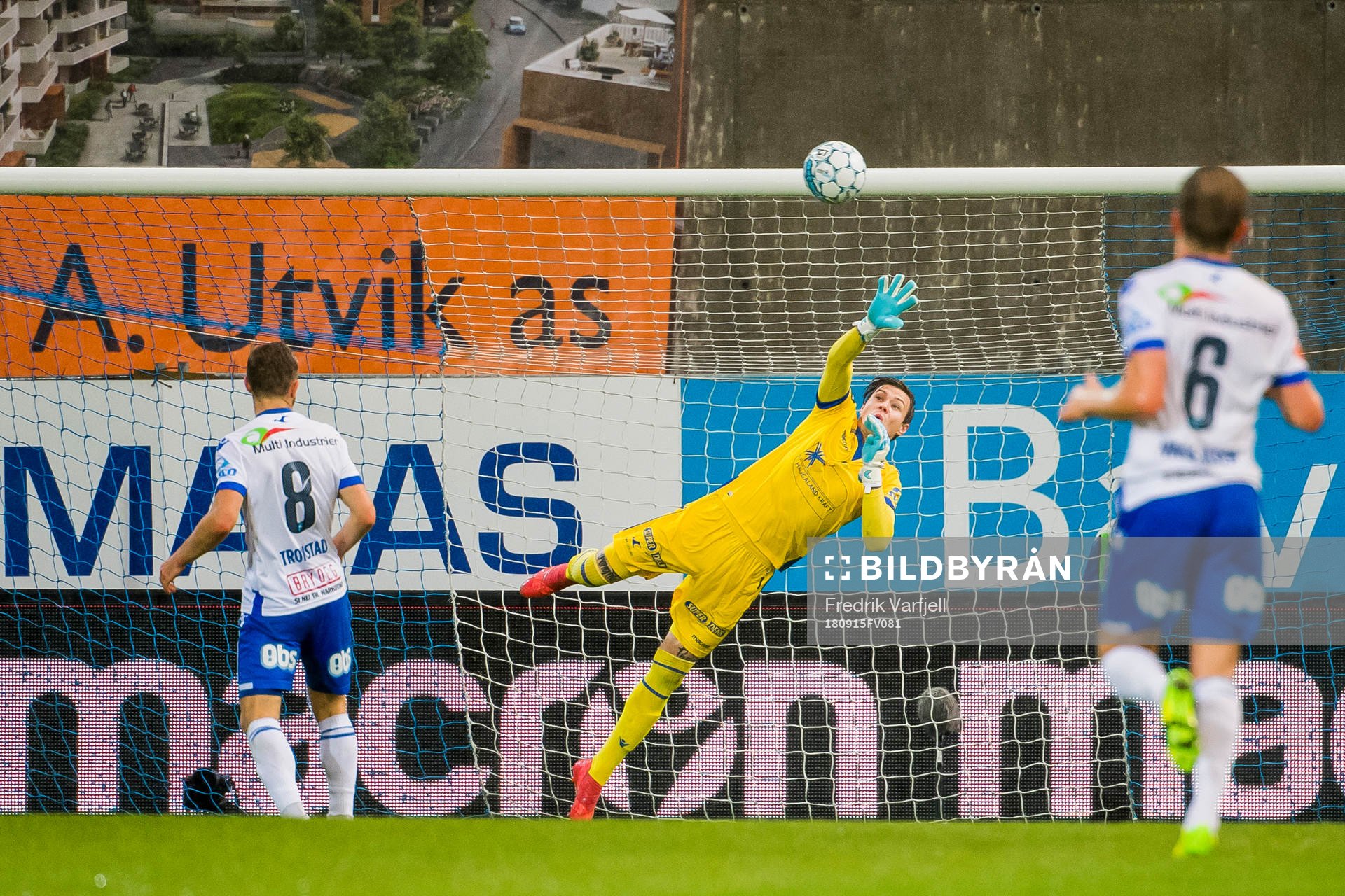 Goalkeeper Per Kristian Bråtveit of Haugesund miss to save