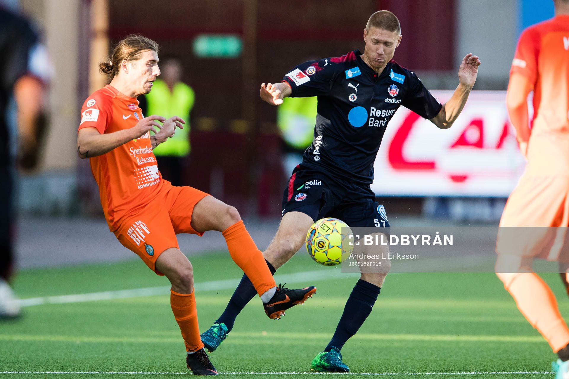 AFC Eskilstunas Christian Miljevic och Helsingborgs Markus