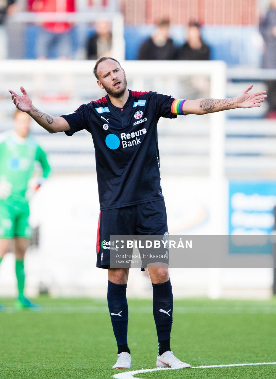 Helsingborgs Andreas Granqvist reagerar