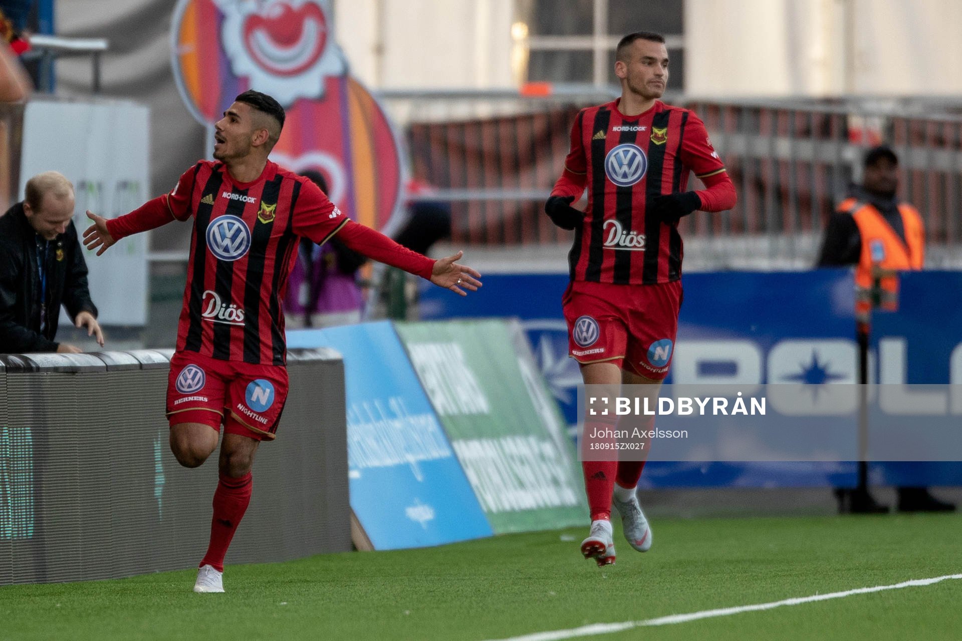 Östersunds Hosam Aiesh jublar