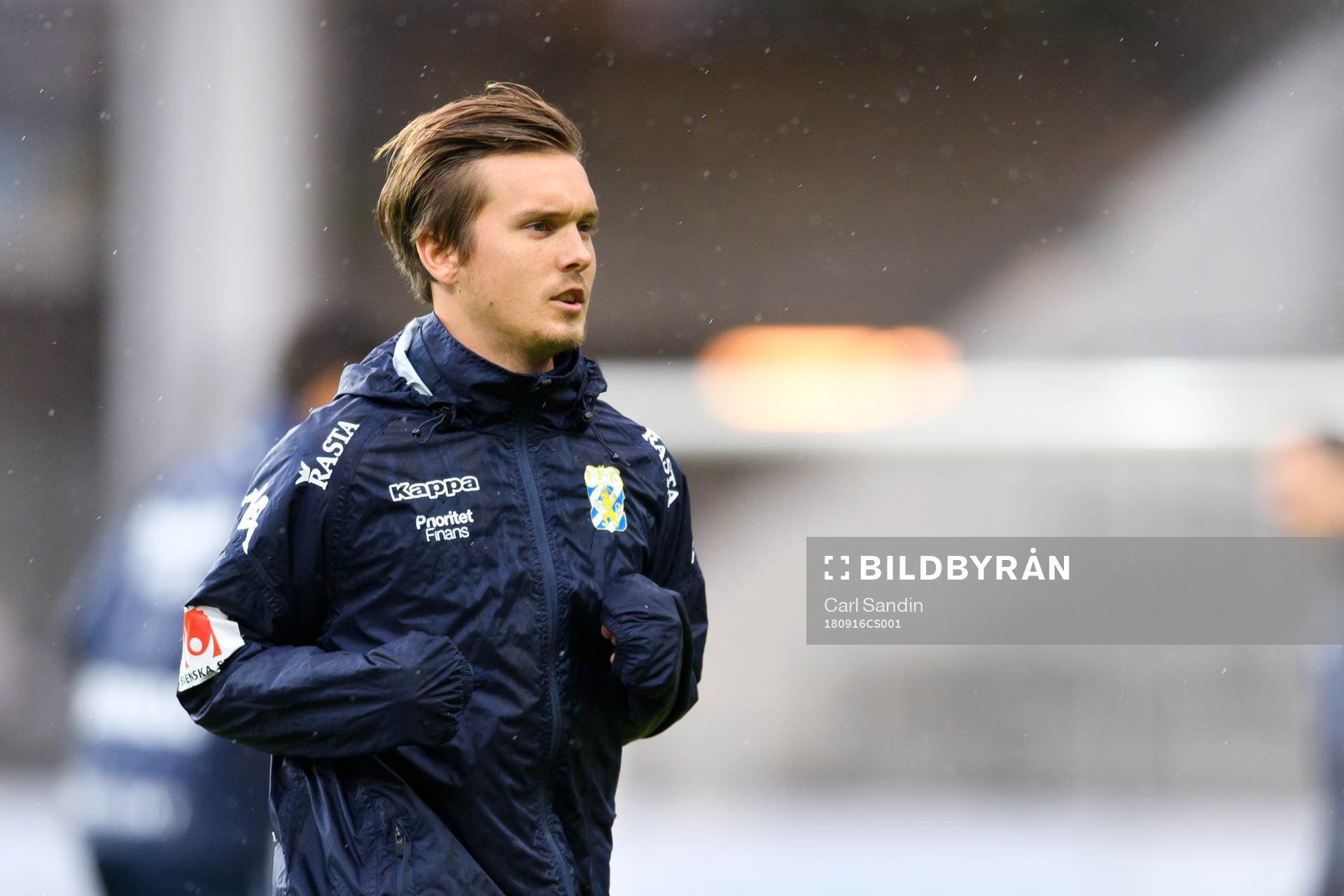 IFK Göteborgs Patrik Karlsson Lagemyr värmer upp innan