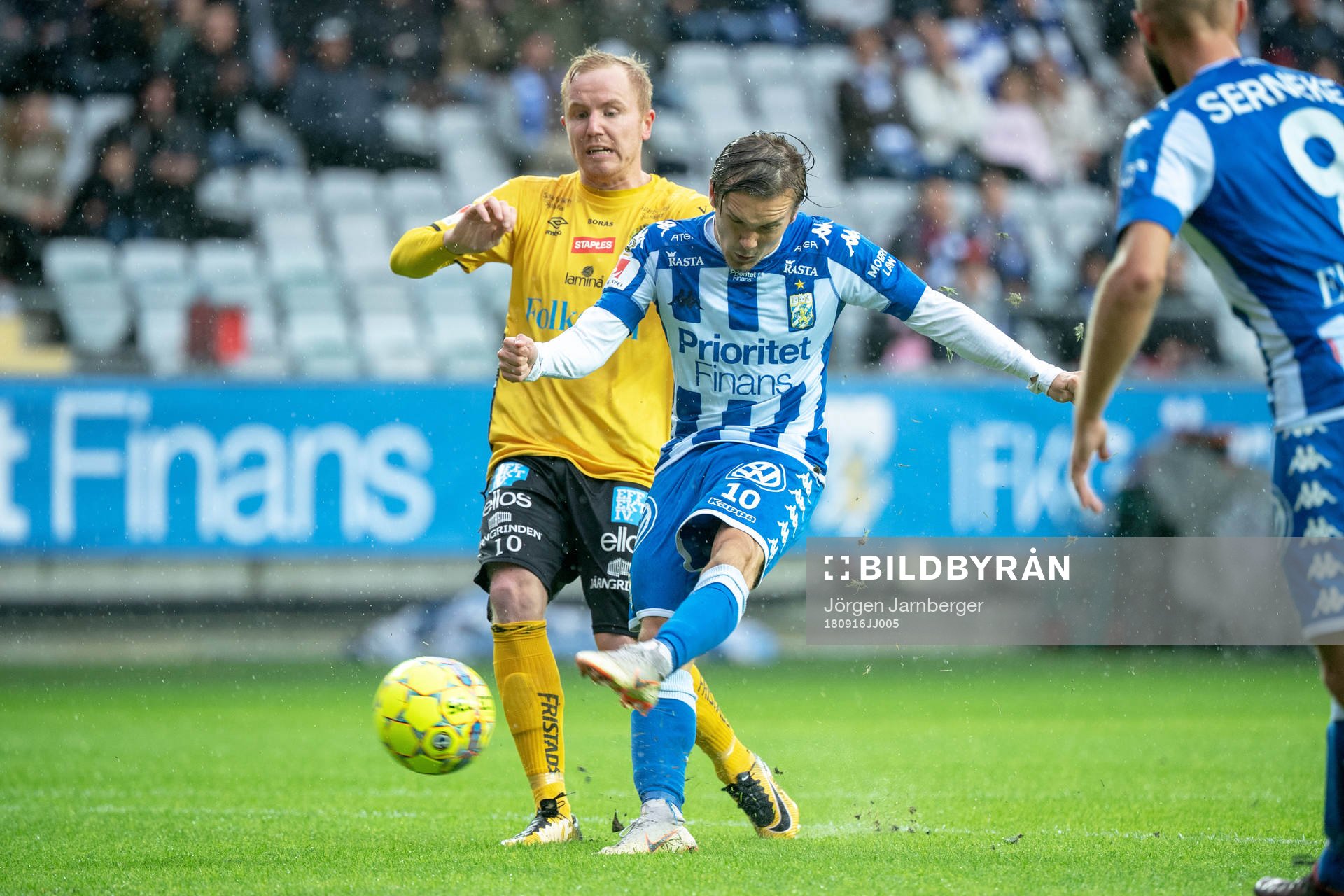 IFK Göteborgs Patrik Karlsson Lagemyr och Elfsborgs Simon