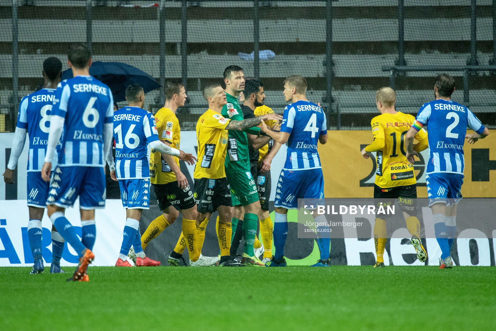 Irriterat på planen