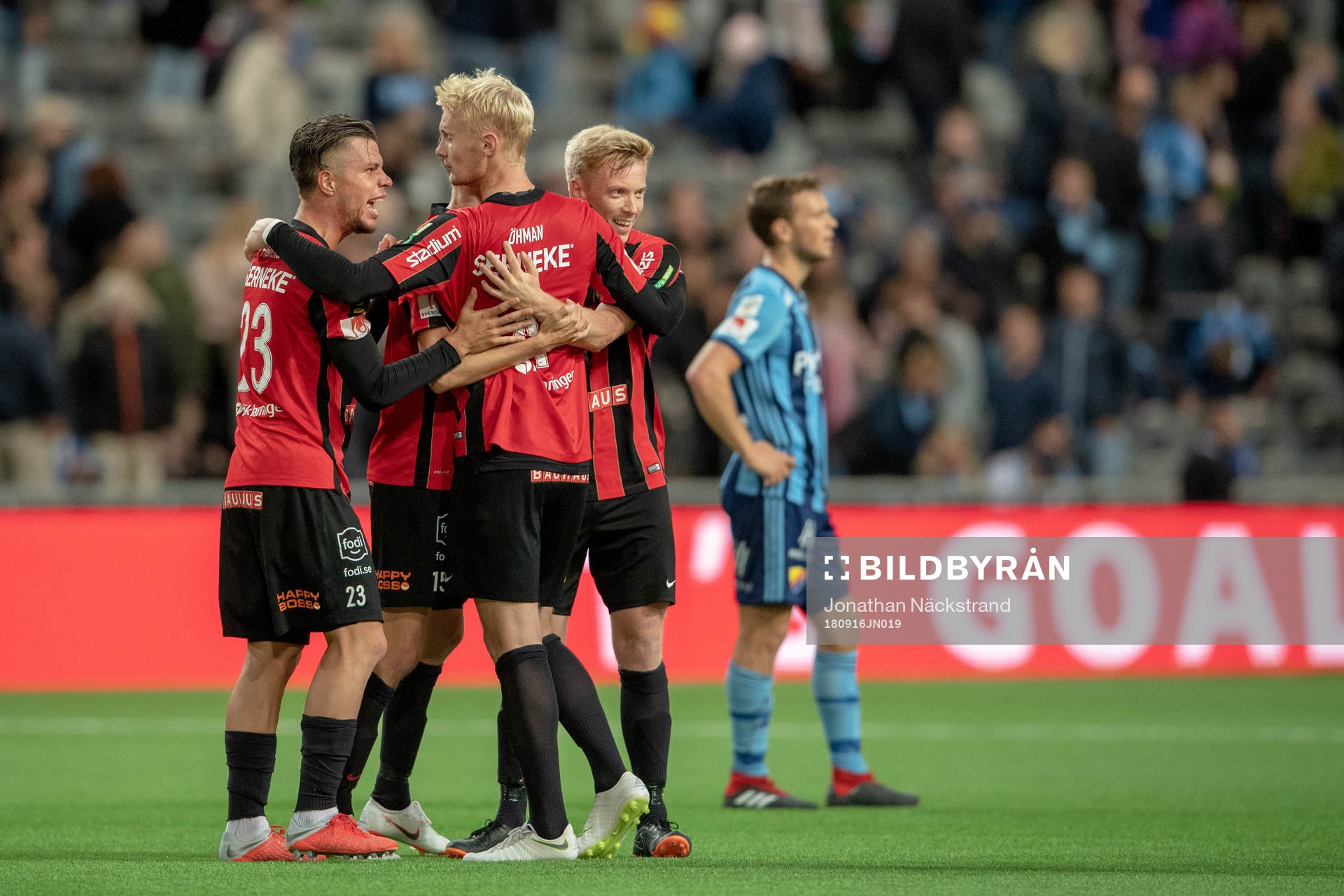 Brommapojkarna jublar