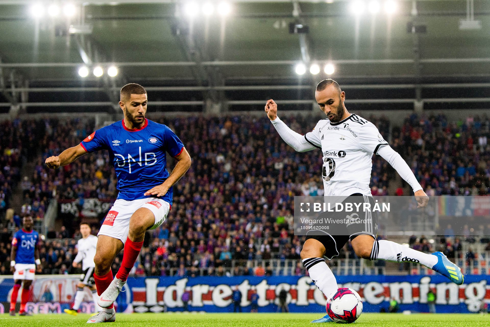 Amin Nouri of Vålerenga and Issam Jebali of Rosenborg