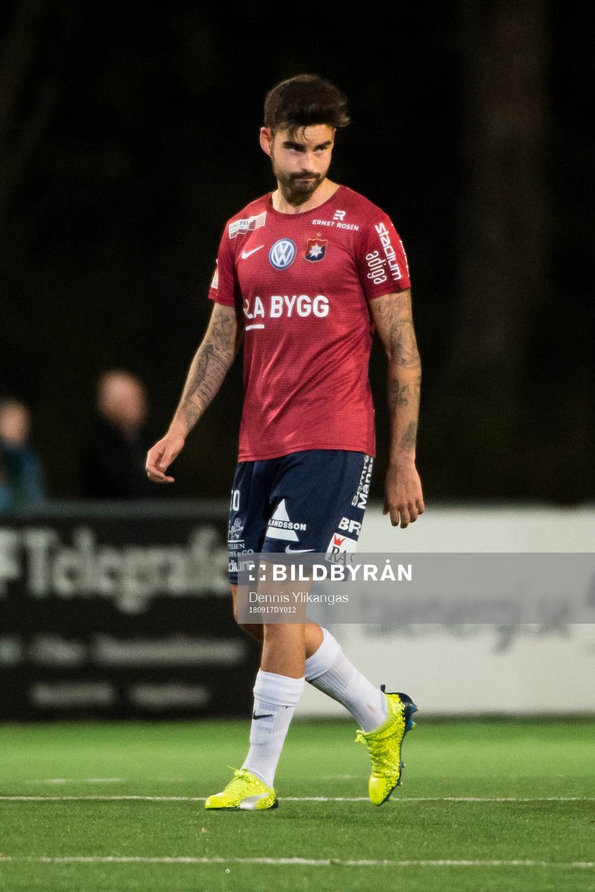 Örgrytes Diego Montiel deppar