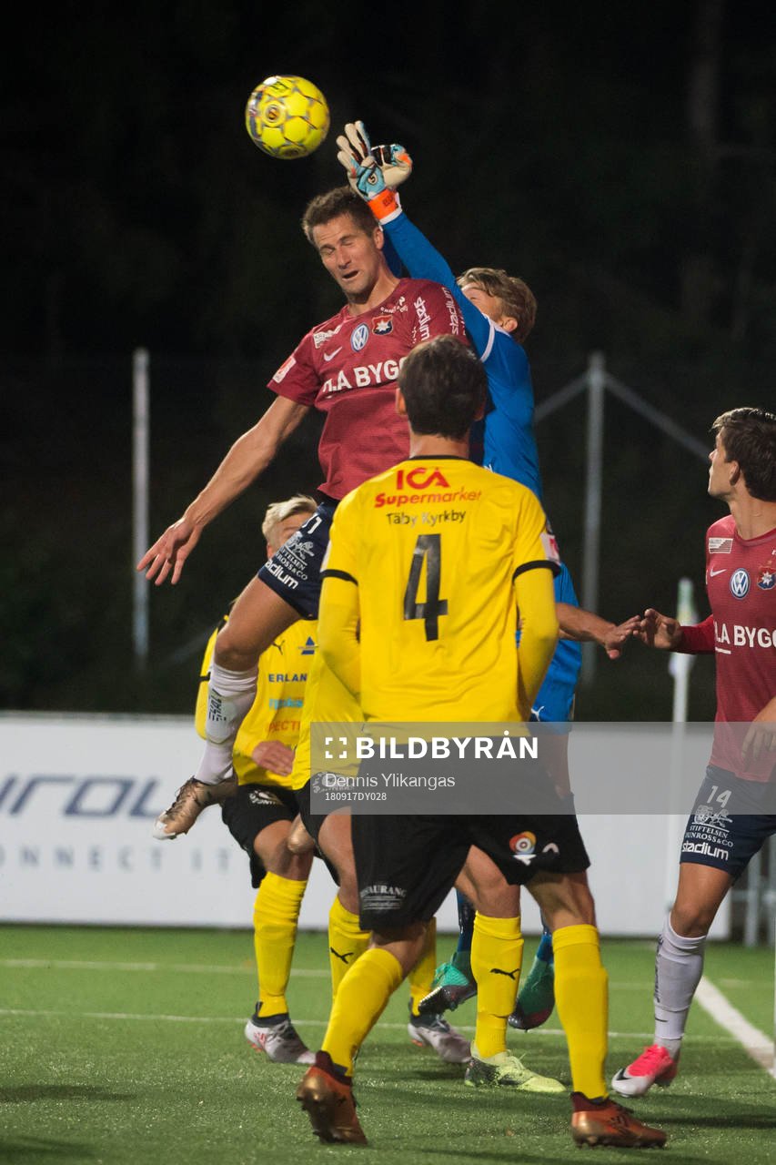 Frejs målvakt Hampus Elgan och Gabriel Altemark Vanneryr
