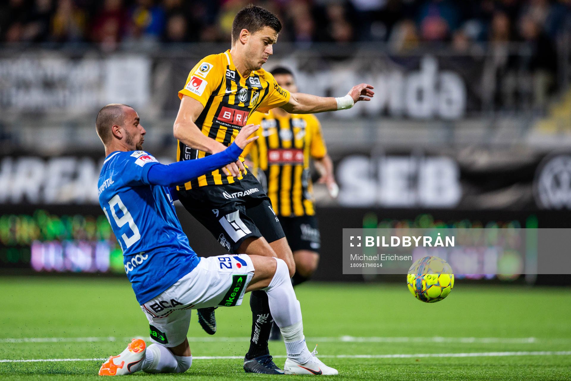 Trelleborgs Jasmin Sudic och Häckens Alexander Jeremejeff