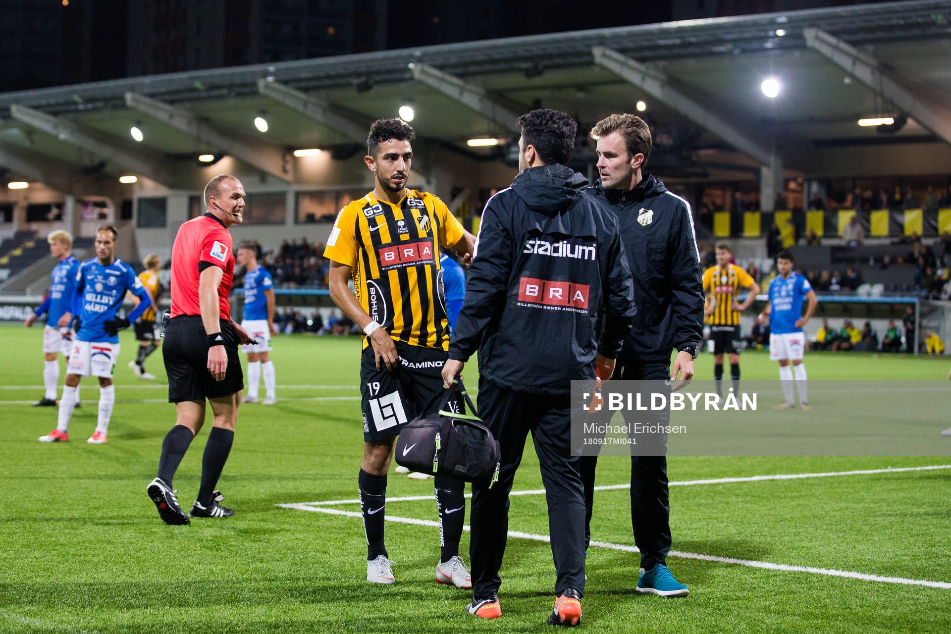 Häckens Daleho Irandust tvingas utgå skadad