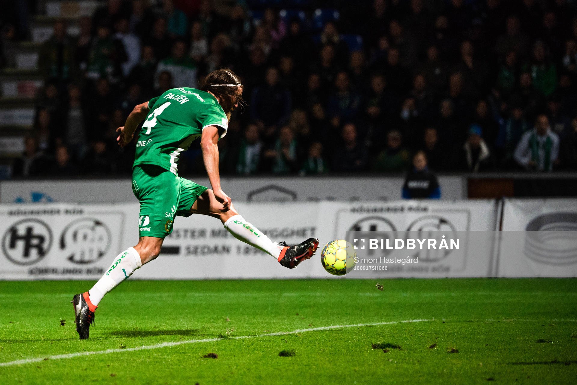 Hammarbys Björn Paulsen med en målchans