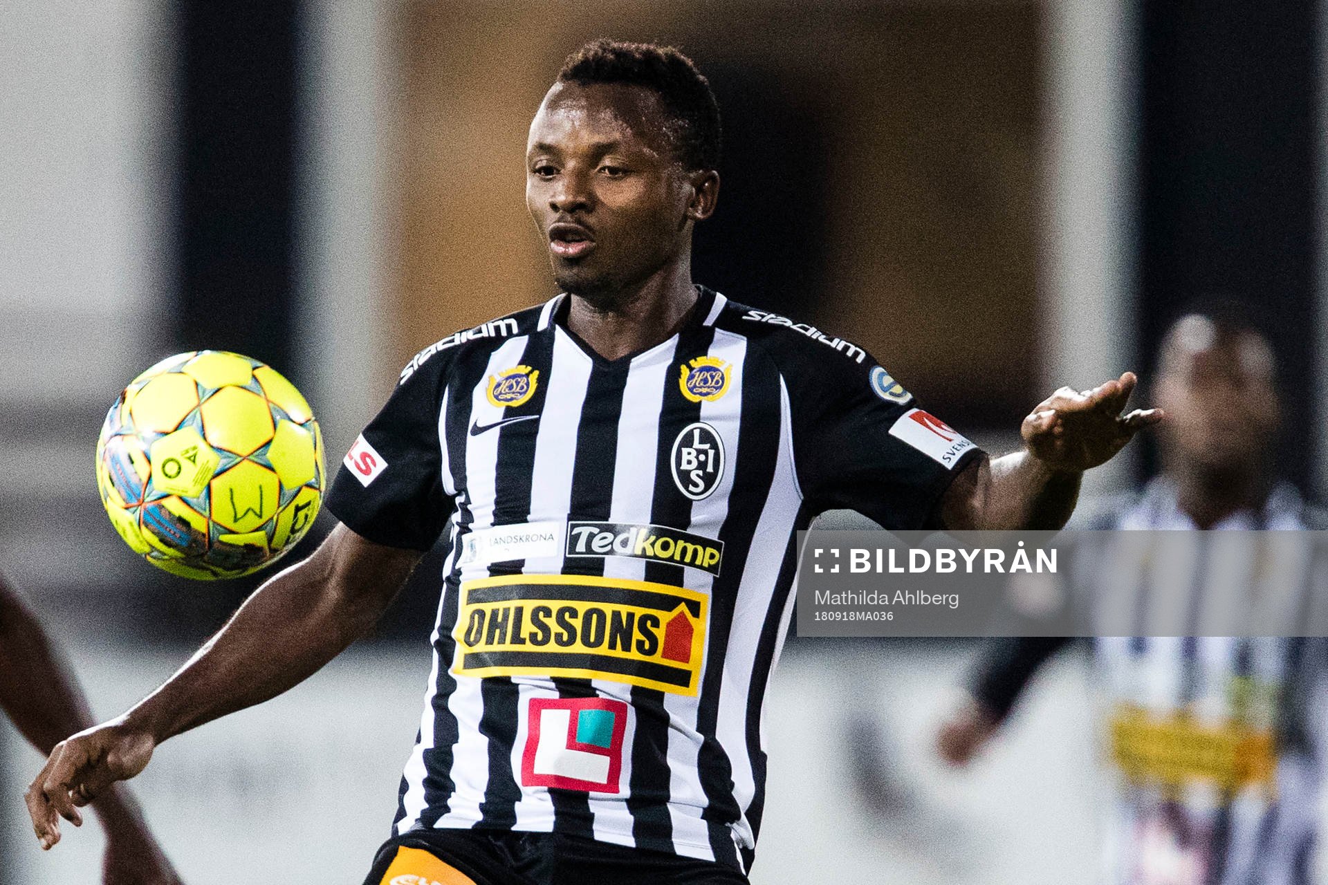 Landskronas Monday Samuel under fotbollsmatchen i Superettan mellan Landskrona och Varberg den 18 september 2018 i Helsingborg. 