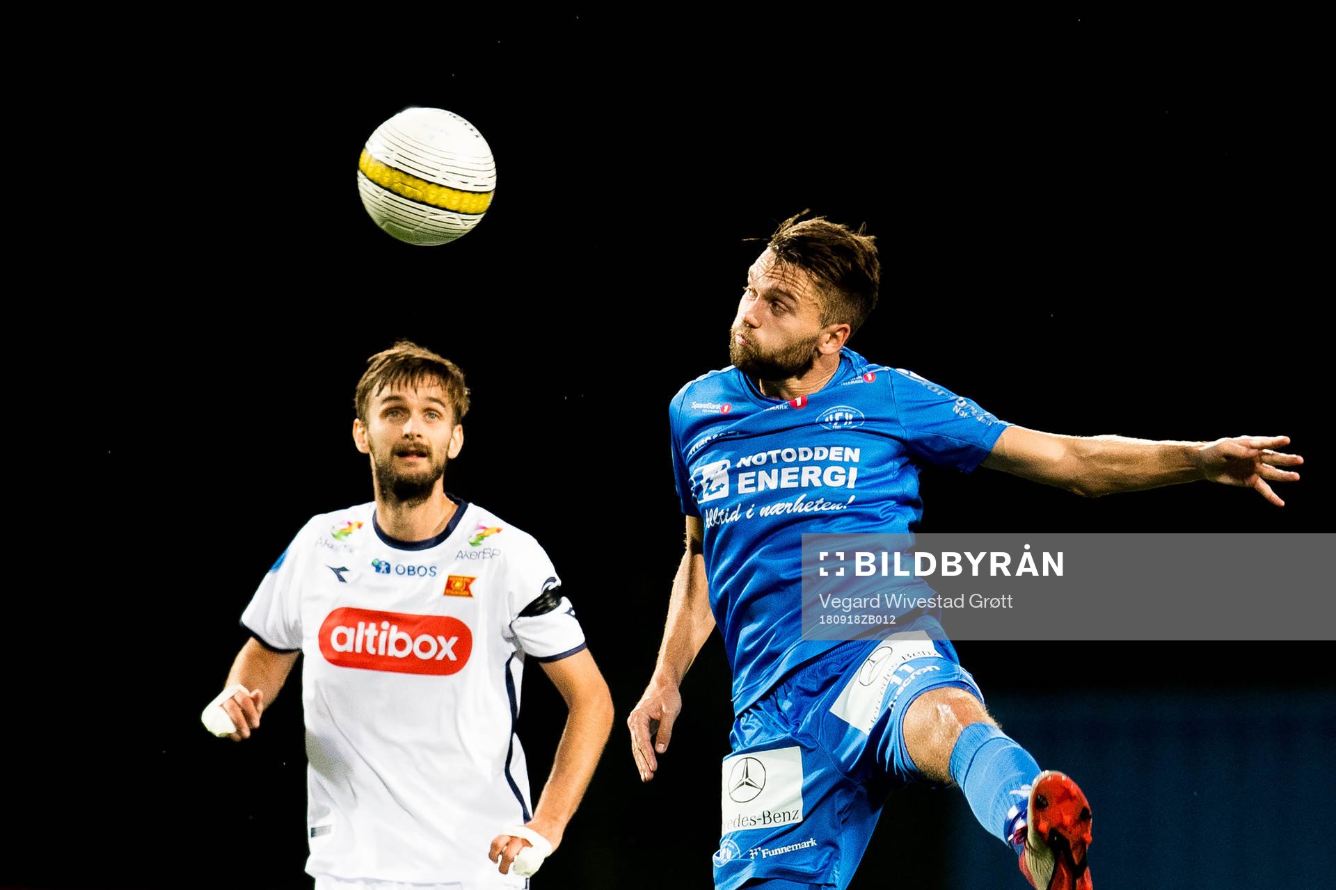 Johnny Furdal of Viking and Martin Holmen of Notodden during the OBOS-ligaen match between Notodden and Viking on September 18, 2018 in Notodden.