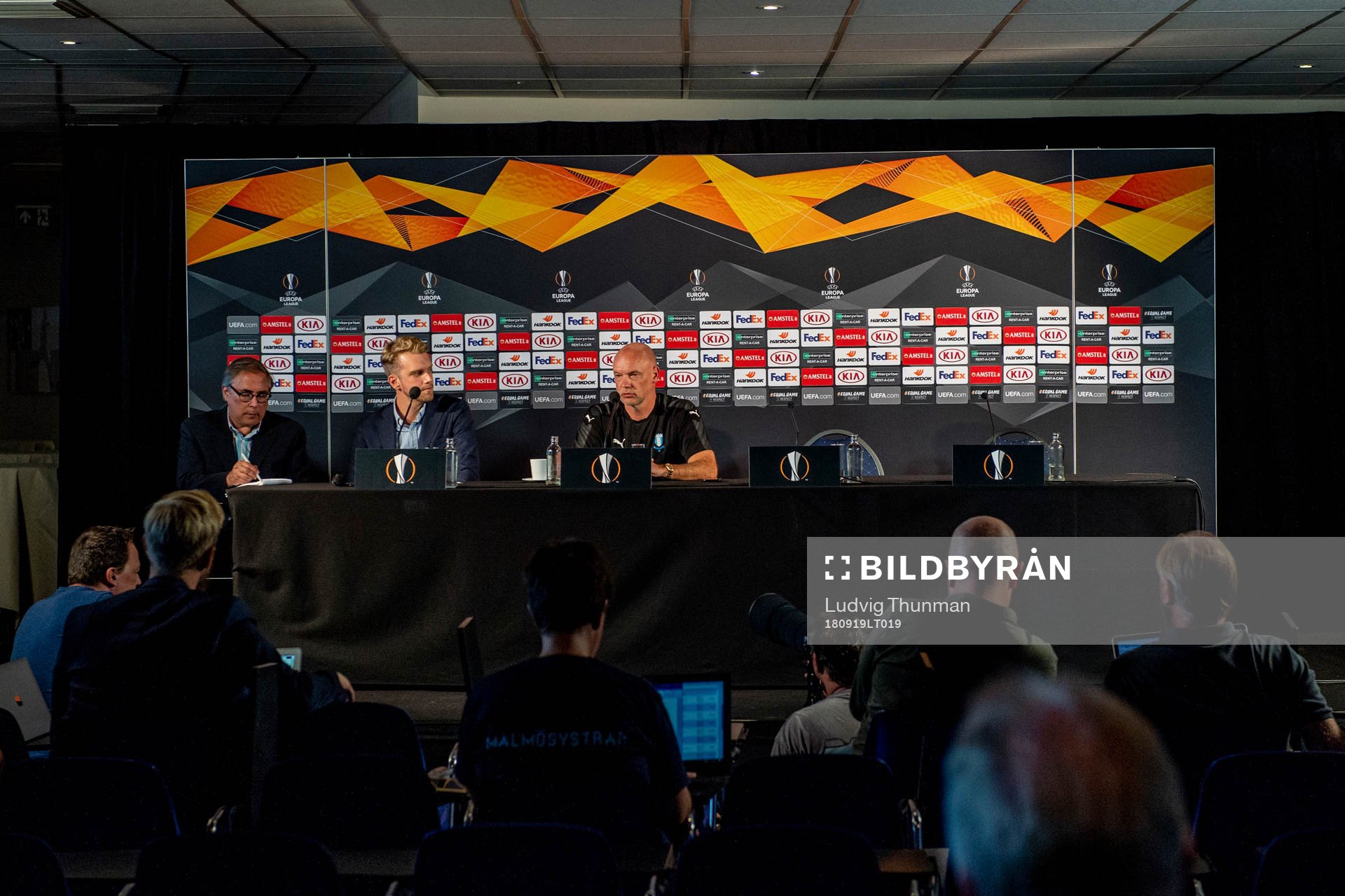 Press officer Fredrik Stjernström and head coach Uwe
