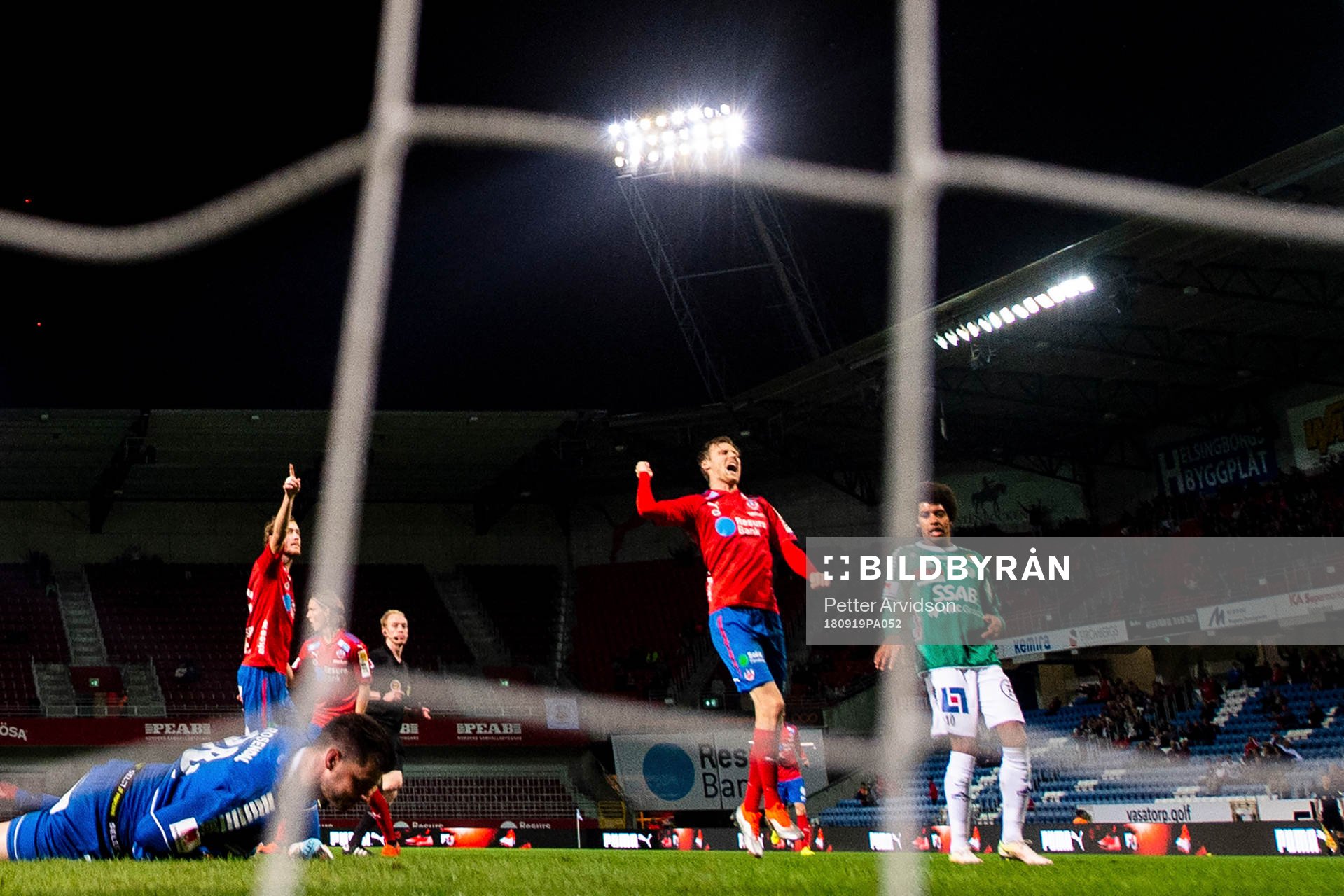 Helsingborgs Andri Runar  Bjarnason jublar