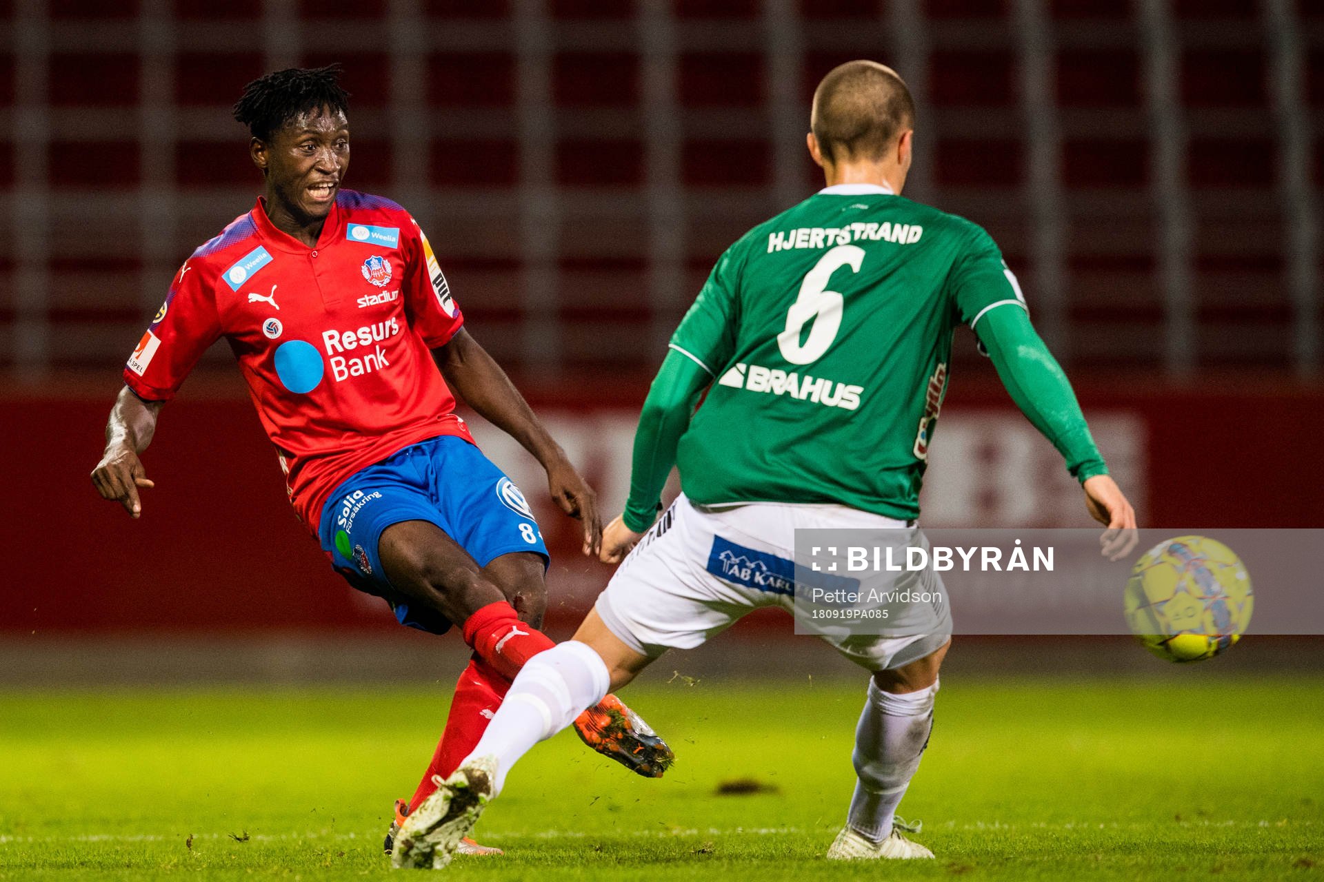 Helsingborgs Mamudu Moro och Brages Benjamin Hjertstrand