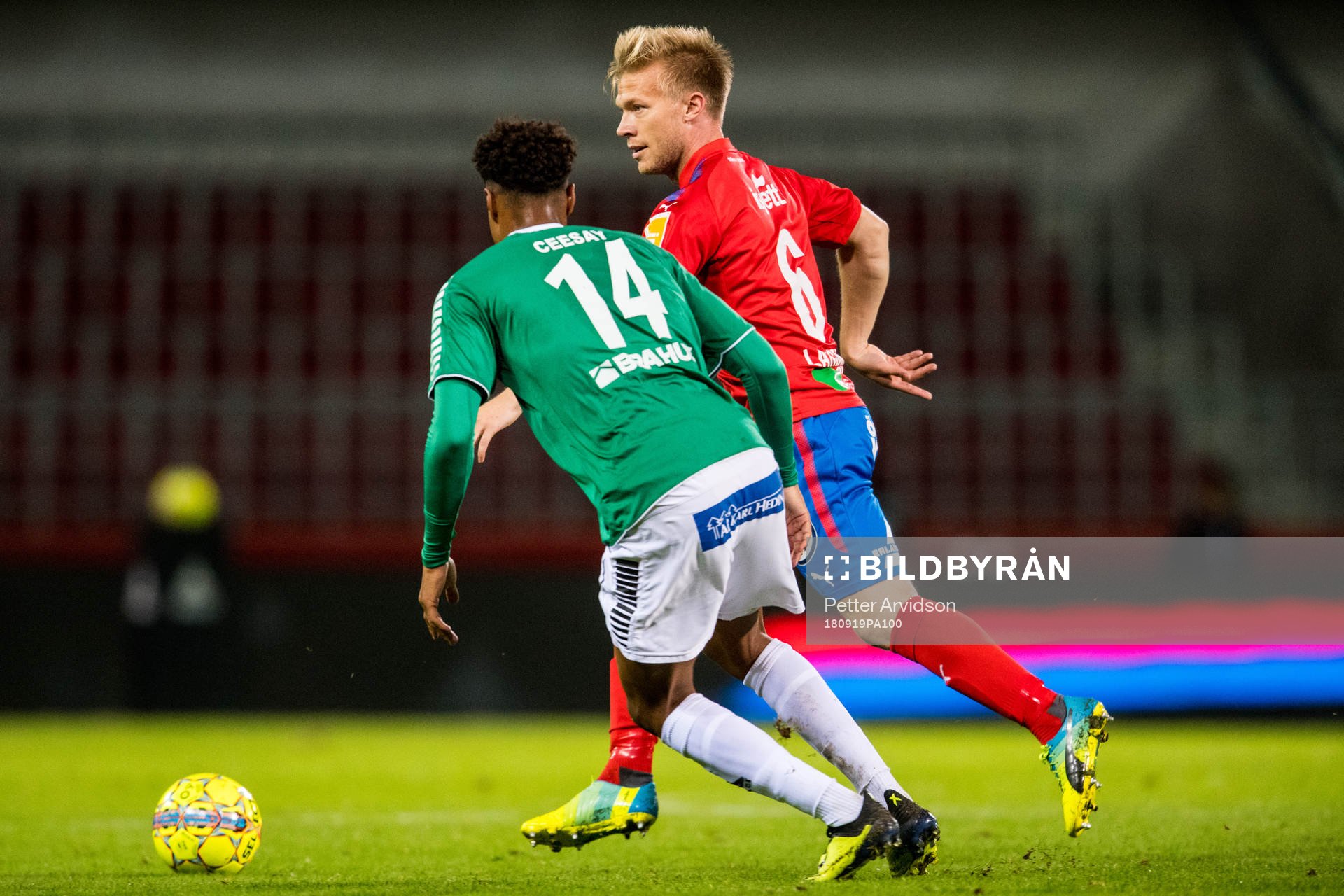 Helsingborgs Andreas Landgren och Brages Joseph Ceesay
