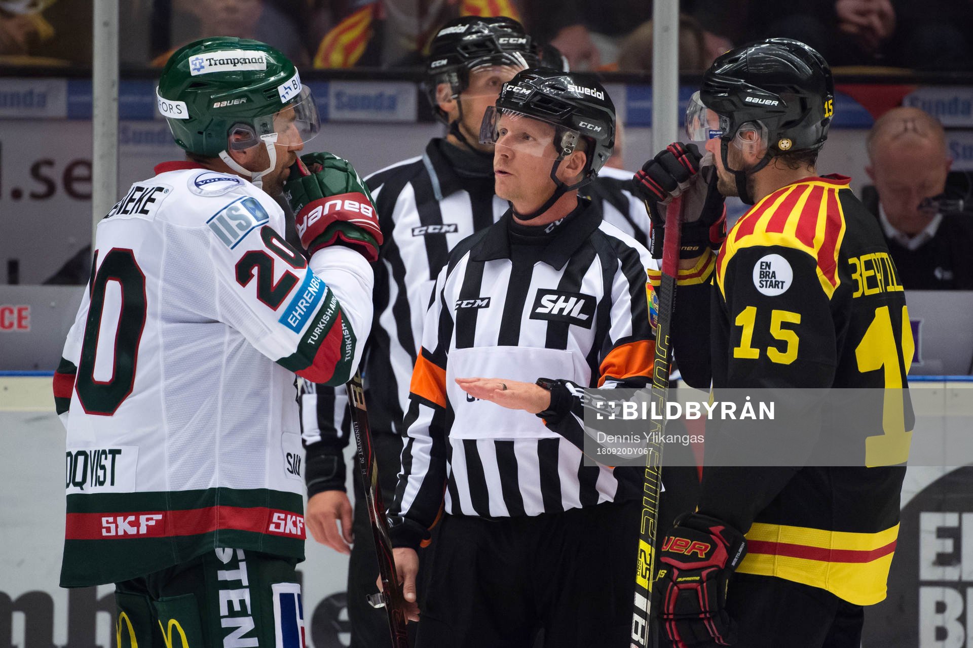 Frölundas Joel Lundqvist och Brynäs Simon Bertilsson