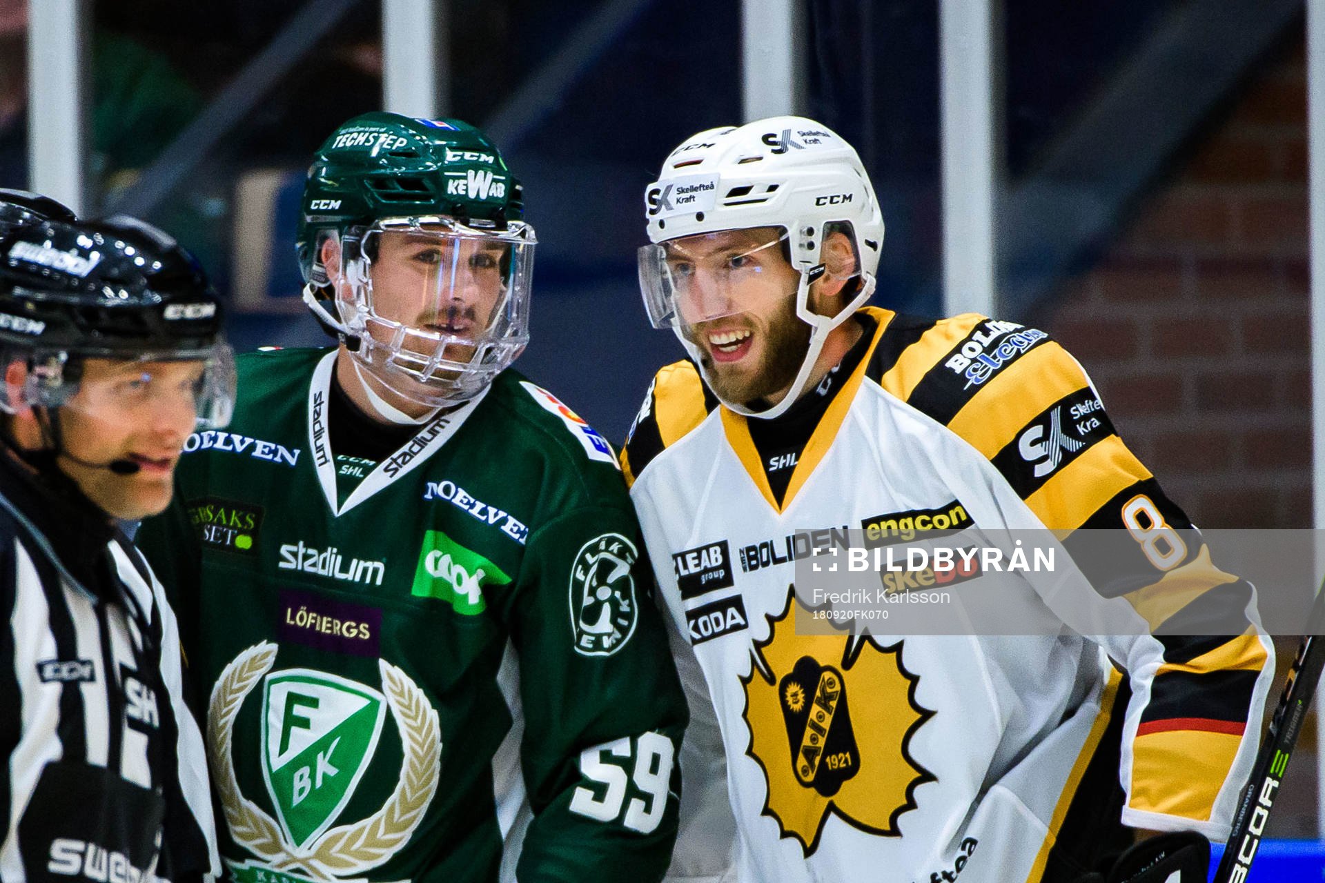 Färjestads Linus Johansson och Skellefteås Petter Granberg