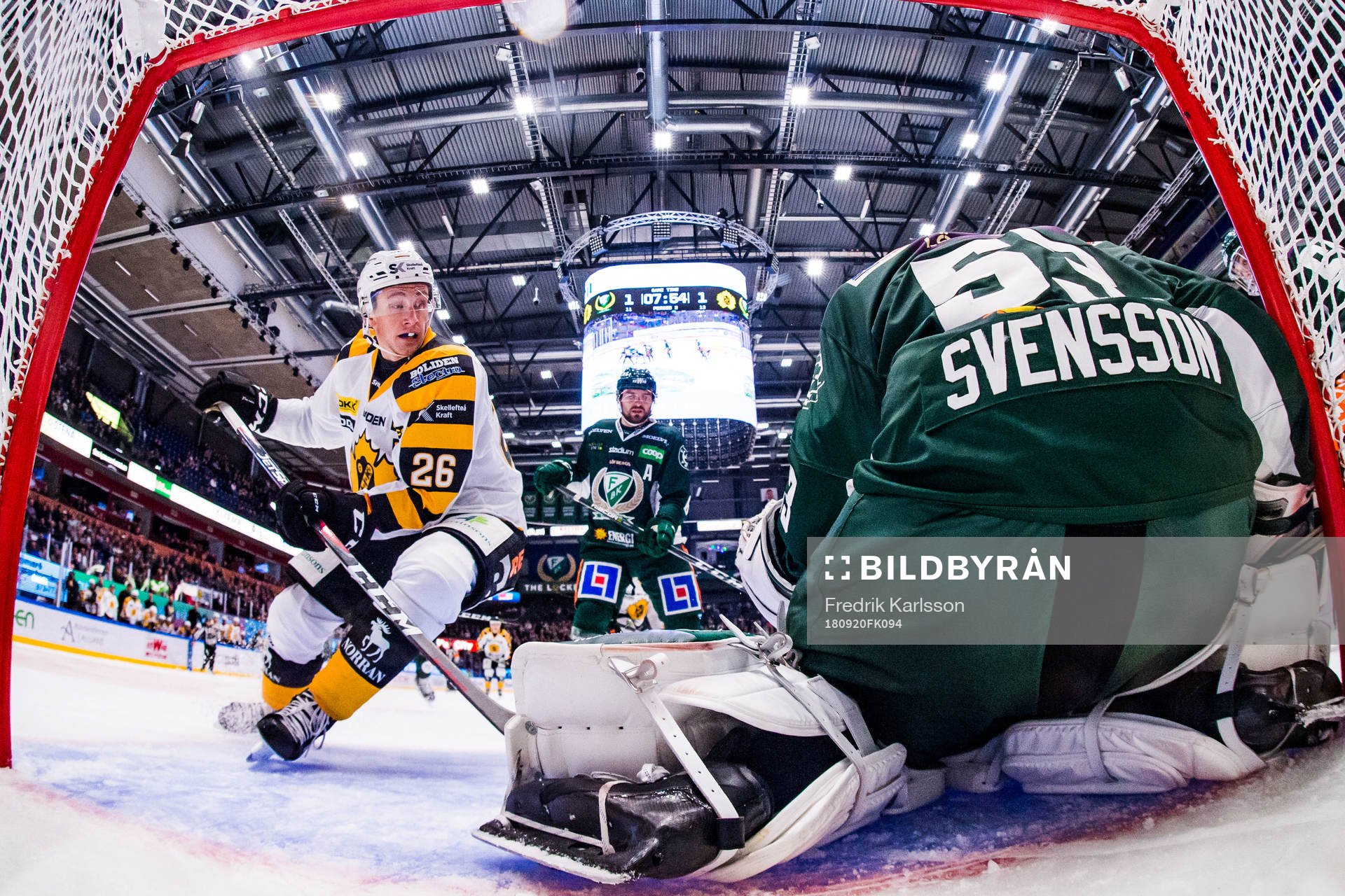 Skellefteås Patrik Norén och Färjestads Mikael Wikstrand