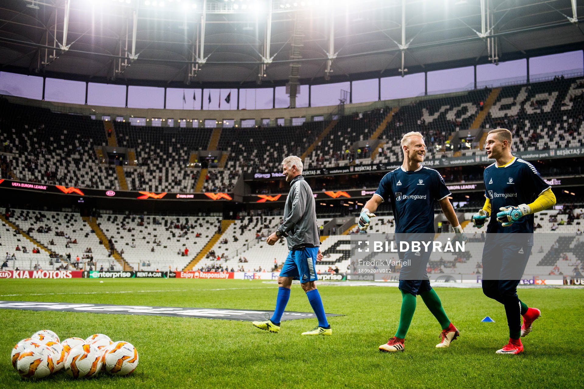 Goalkeeper Aslak Falch and goalkeeper Aleksandr Vasyutin of