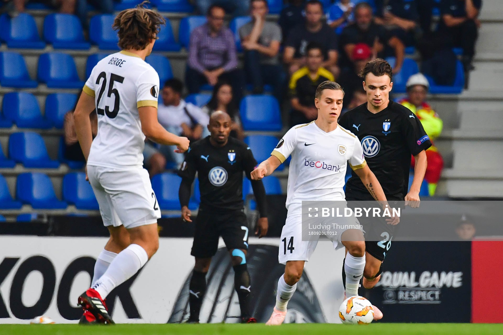 Leandro Trossard of Genk and Andreas Vindheim of Malmö FF