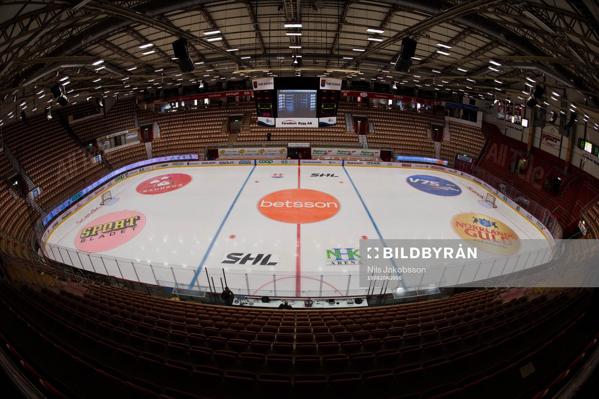 Interiör från NHK Arena innan ishockeymatchen i SHL