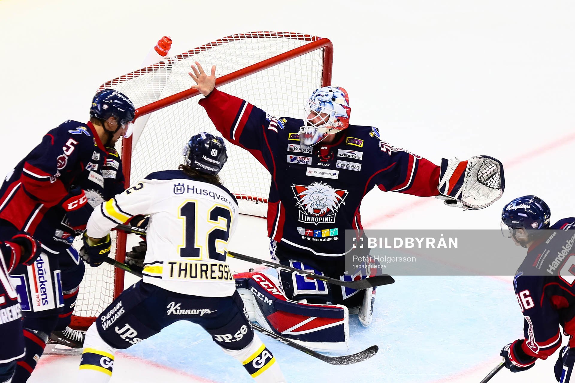 Linköpings målvakt Jonas Gustavsson utan handske