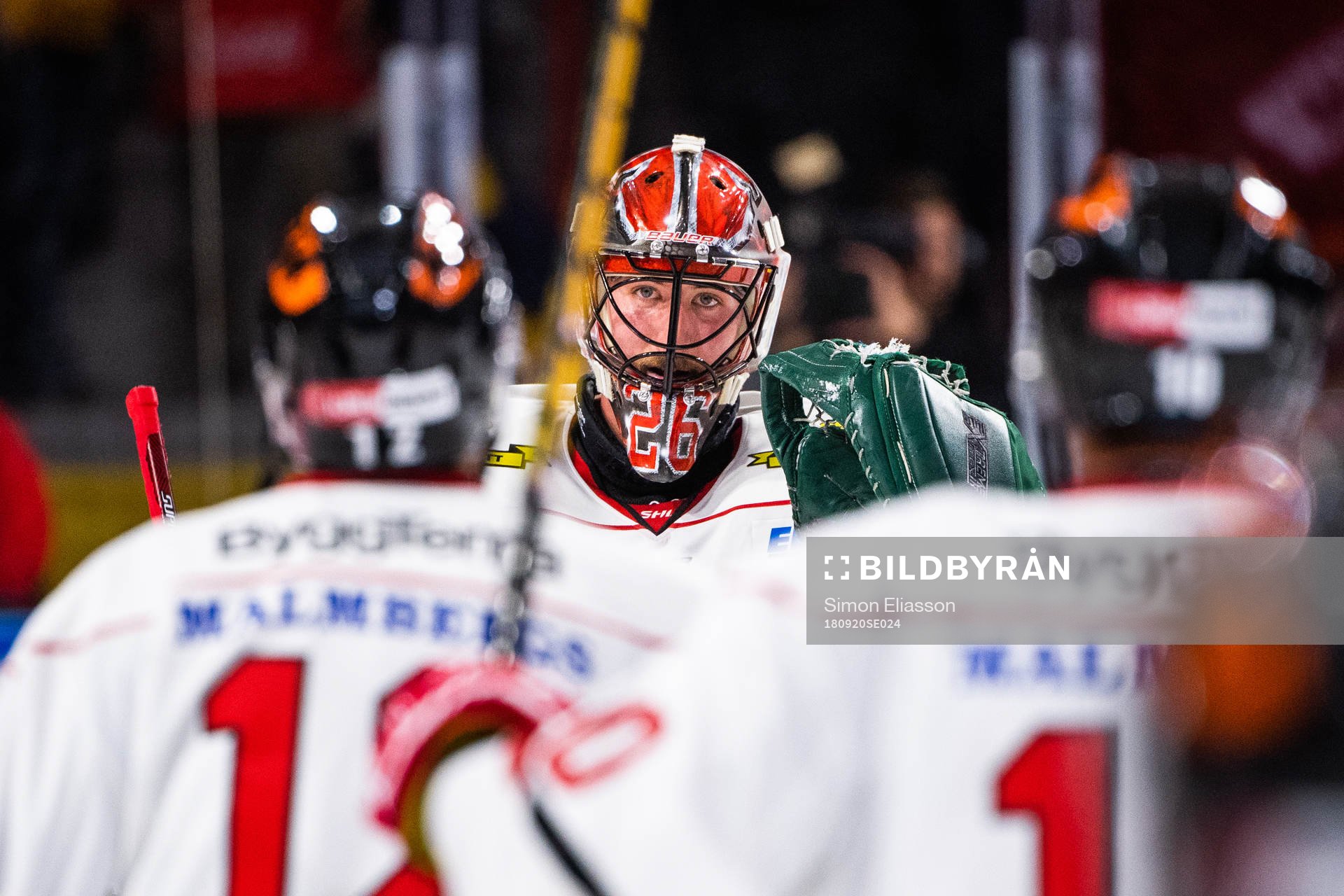 Örebros målvakt Stefan Steen jublar