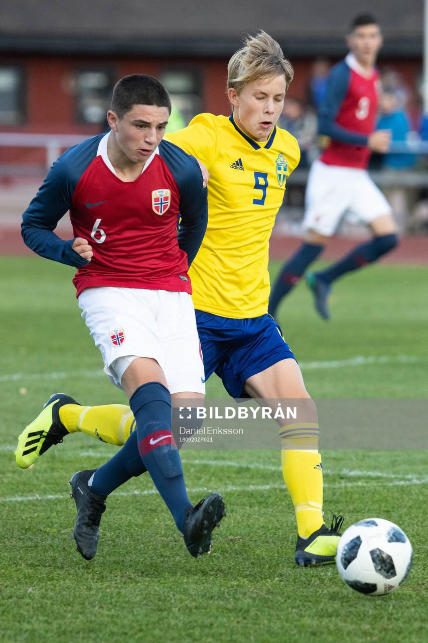 Norges Christof Zafeiris och Sveriges Filip Persson  i